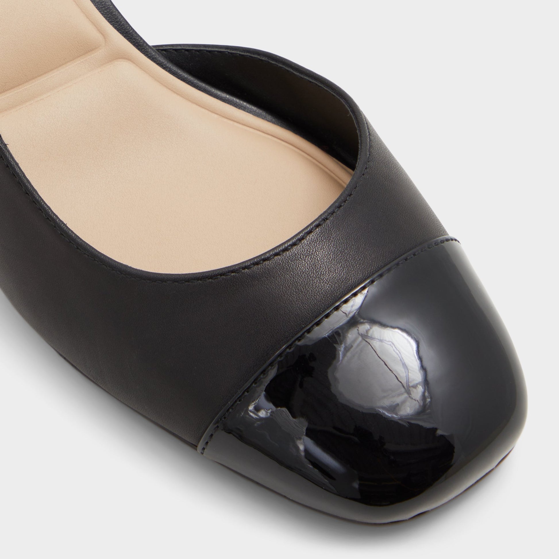 Close-up of the Black Bialle Slingback heel
