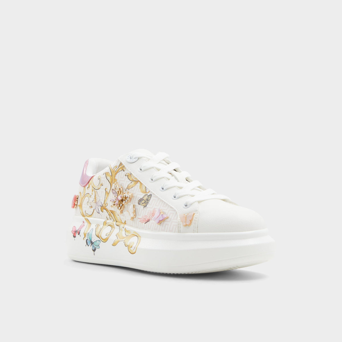 Three-quarter angle of Pink Overflow Eloria Low top sneaker's front side