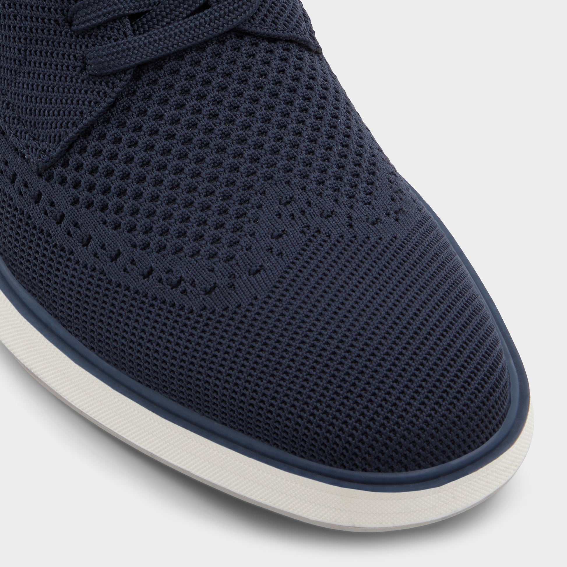 Close-up of the Navy Enry Oxford shoe