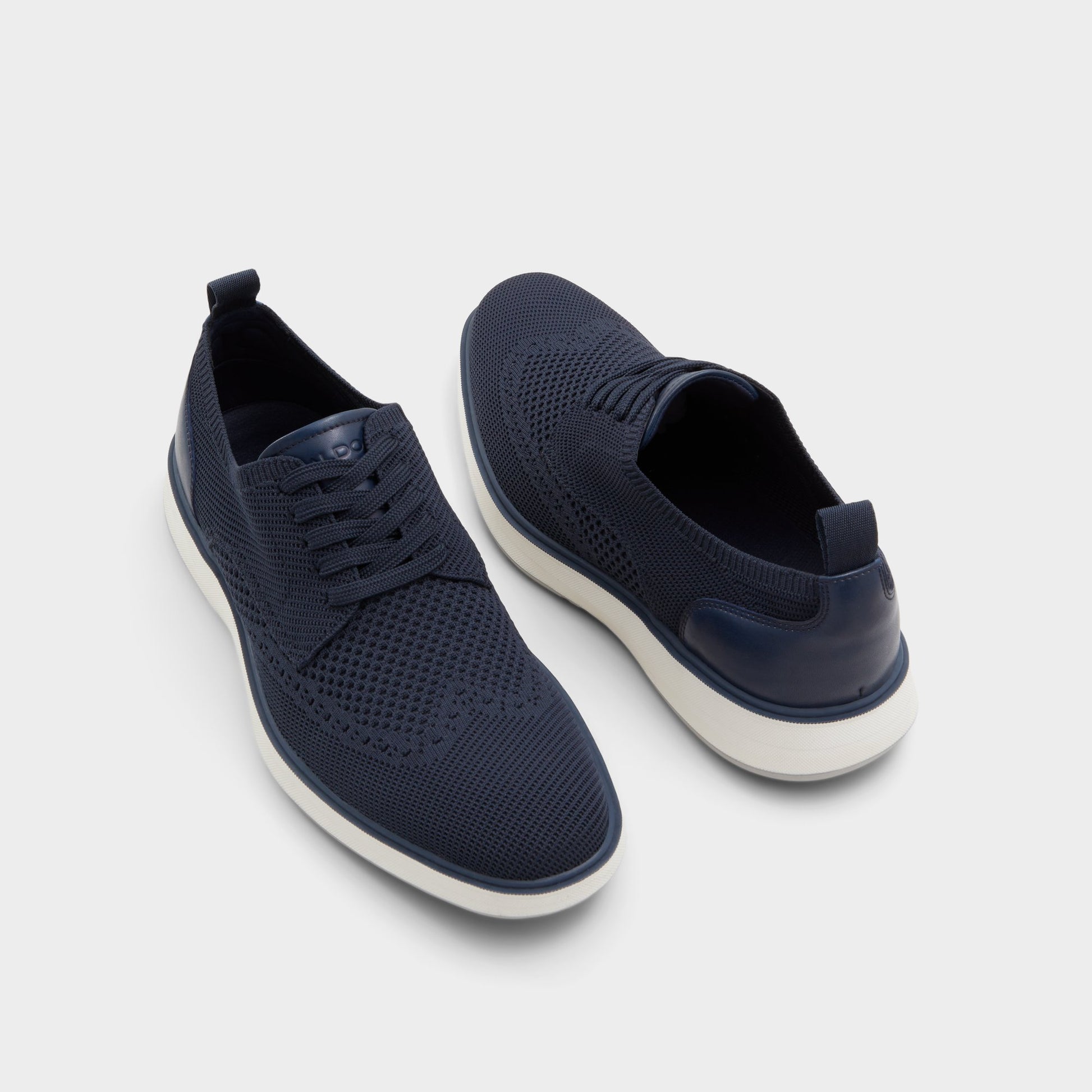 Highlighted view of a pair of Navy Enry Oxford shoes
