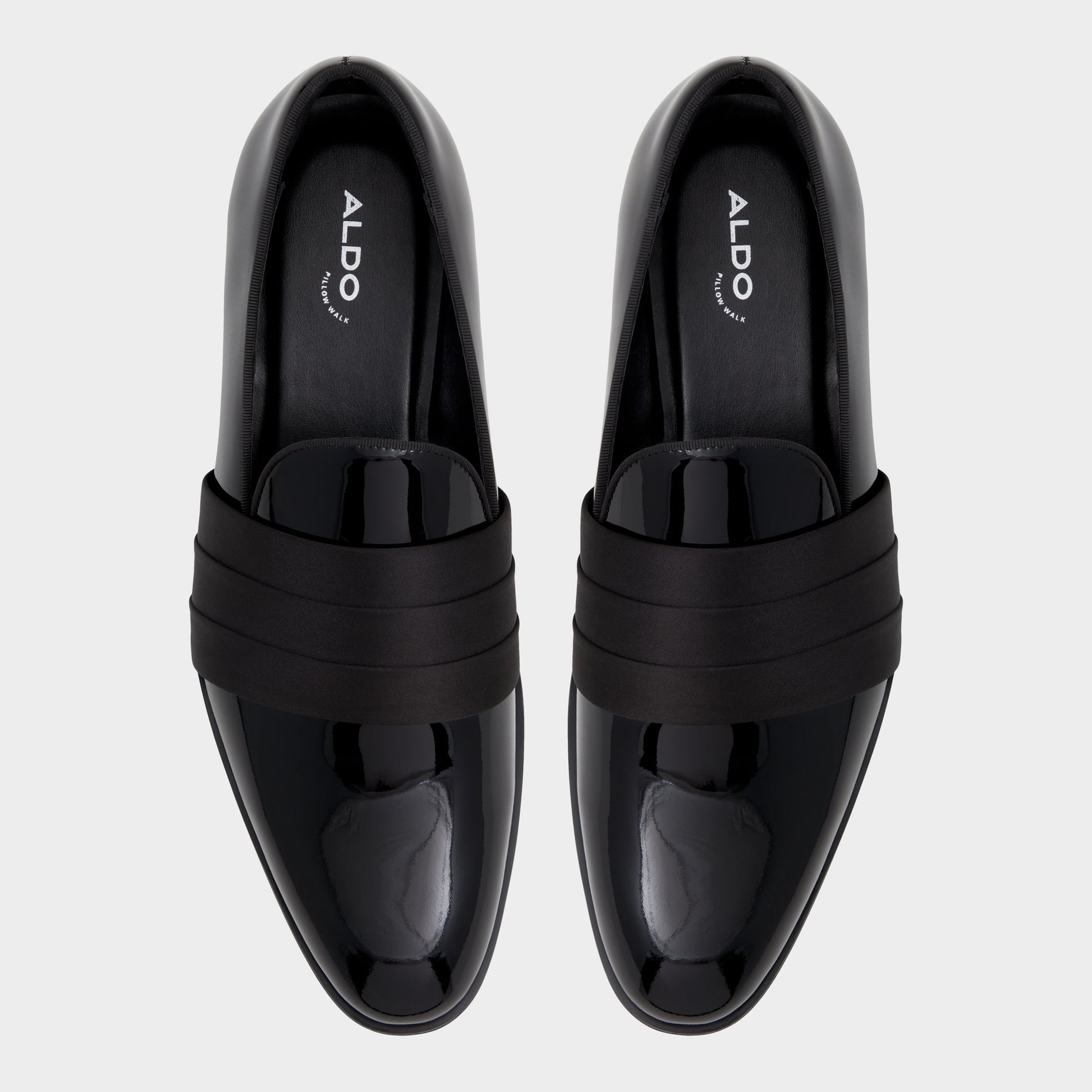 Top-down view of the Black Kenny Loafer
