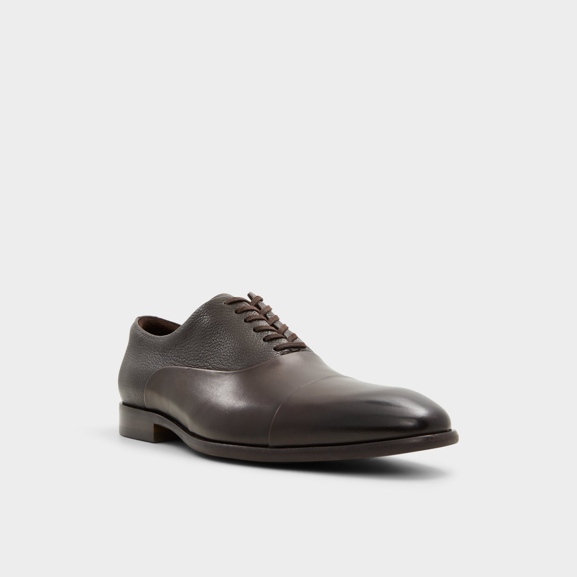 Three-quarter angle of Dark Brown Meekes Oxford shoe's front side