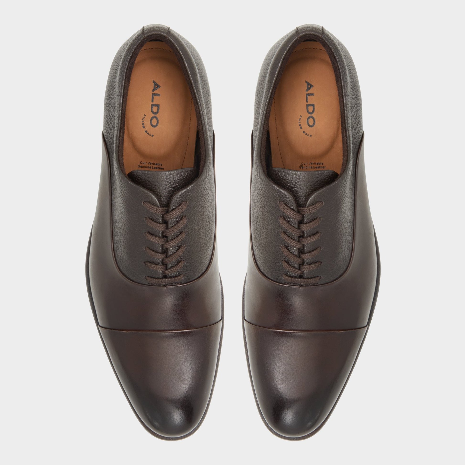 Top-down view of the Dark Brown Meekes Oxford shoe