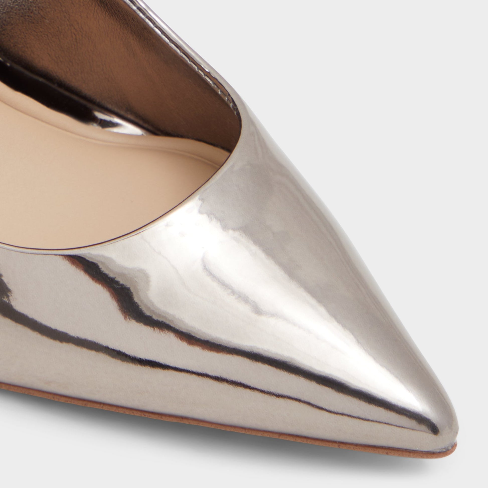 Close-up of the Pewter Stessy2.0 Pump