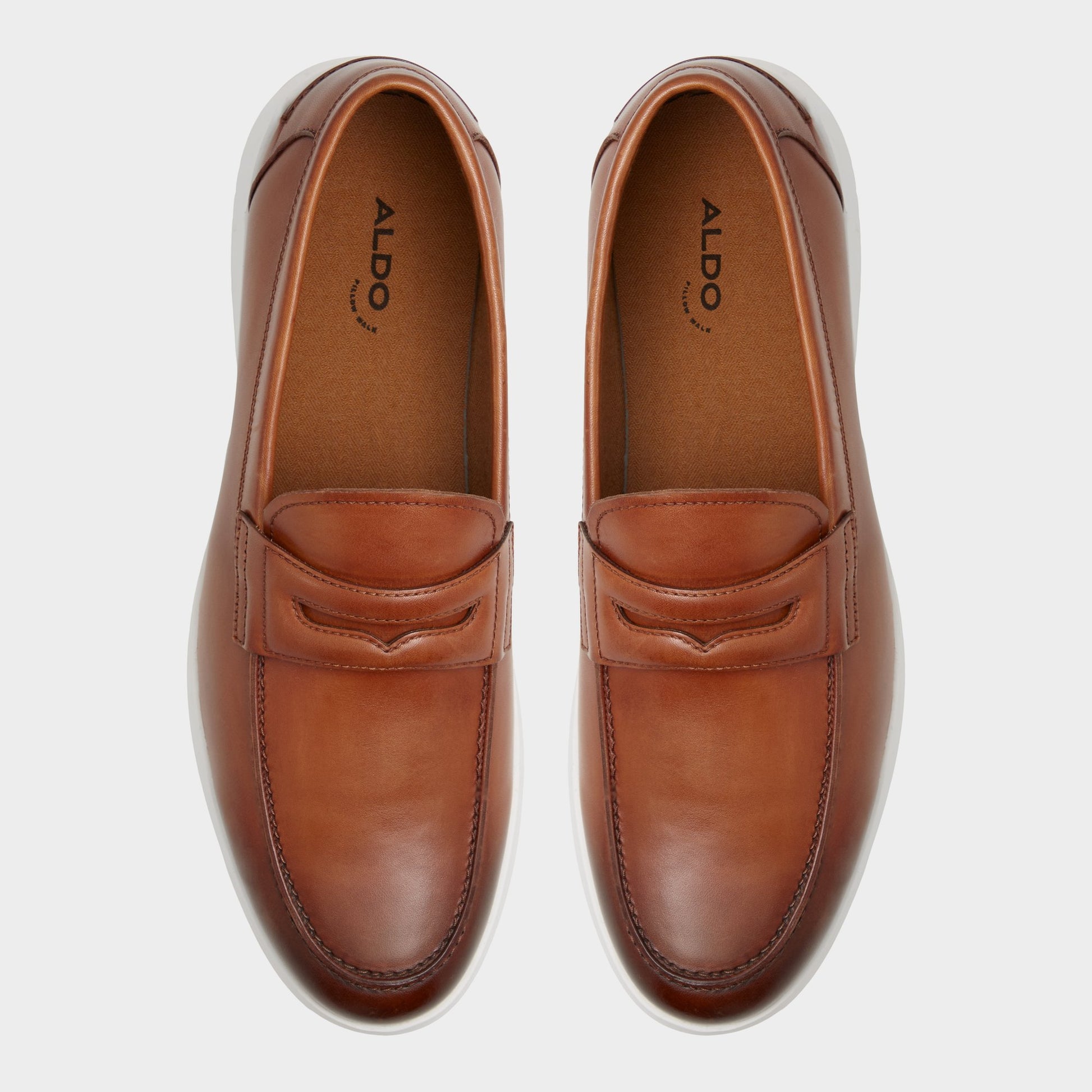 Top-down view of the Cognac Hector Loafer