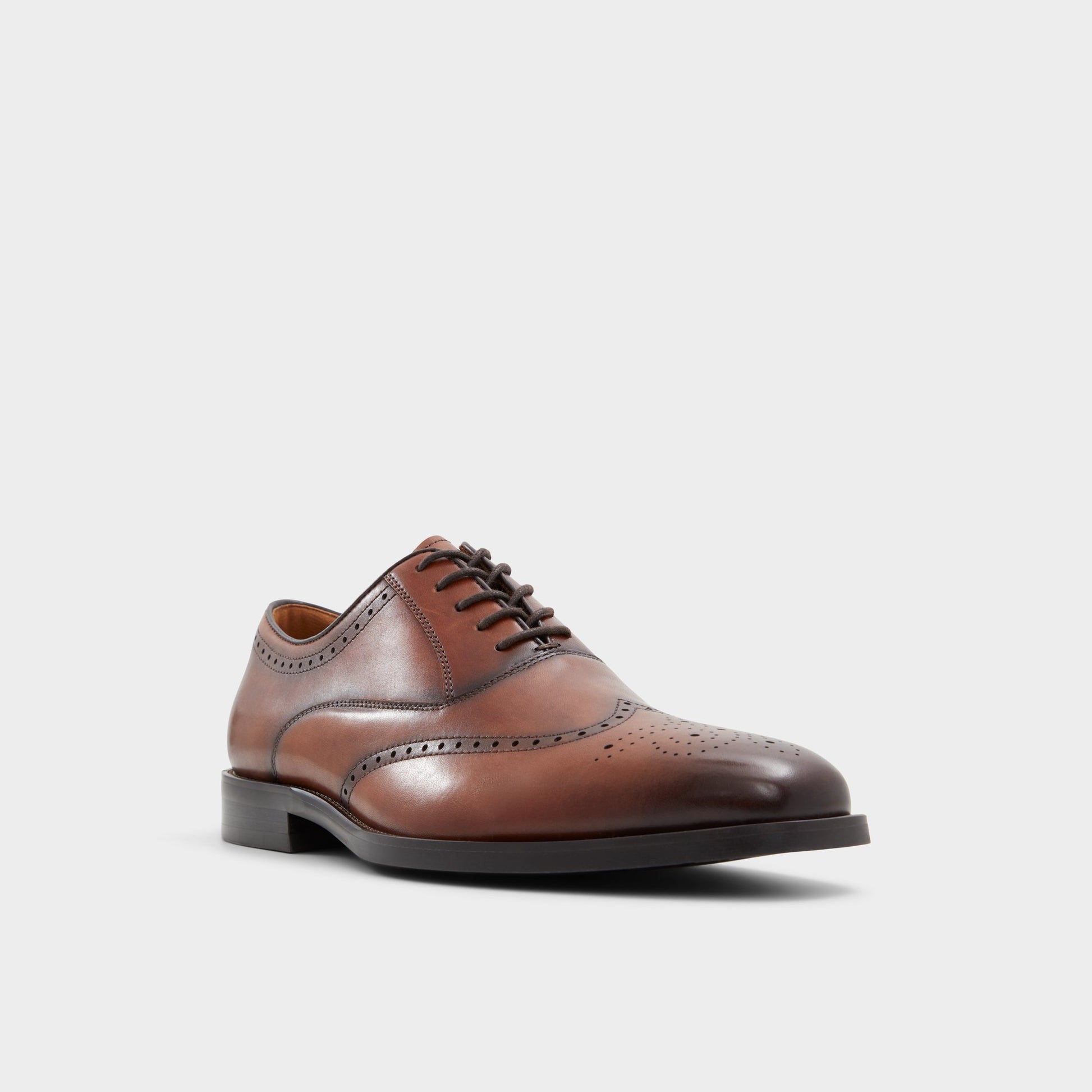 Three-quarter angle of Cognac Donald Derby shoe's front side