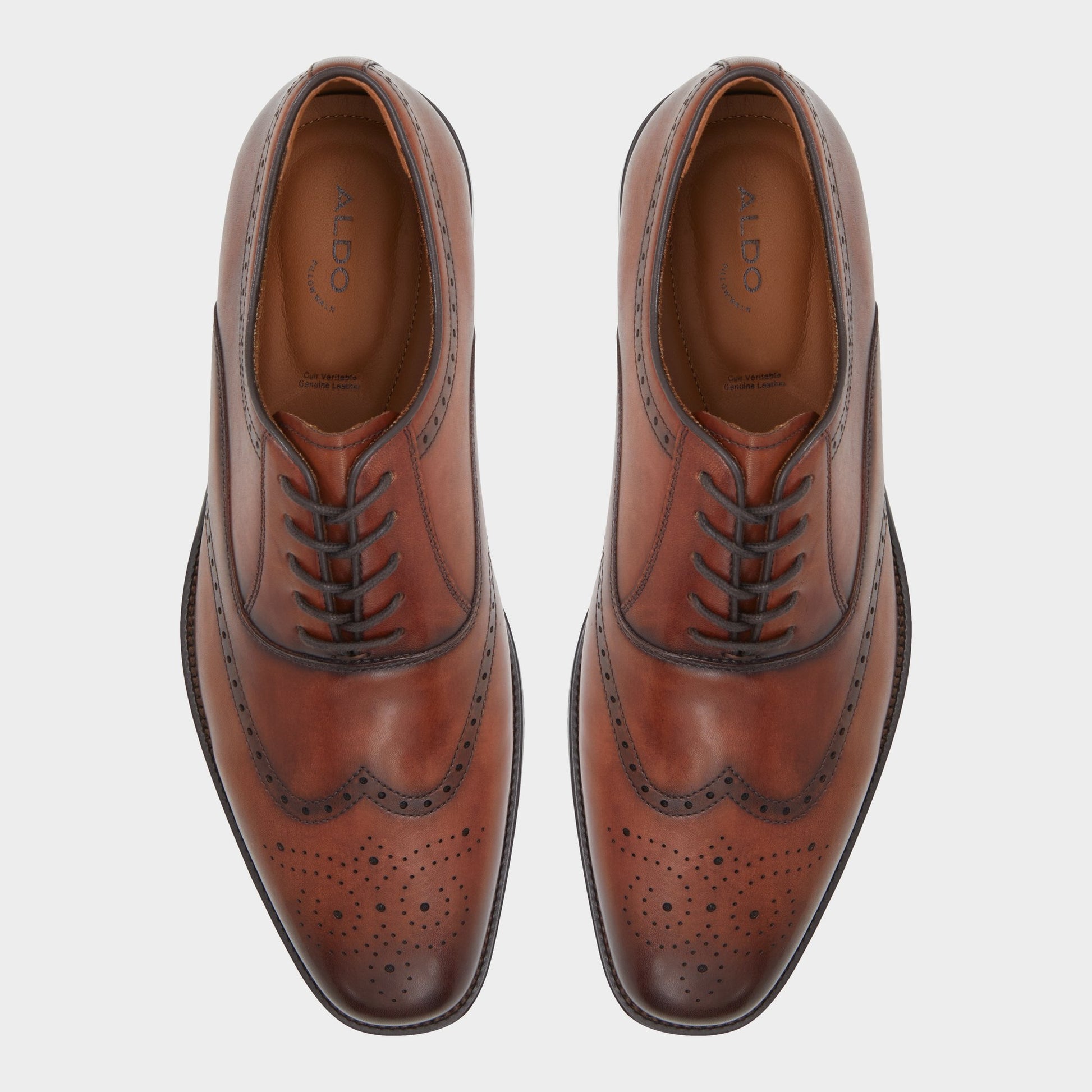 Top-down view of the Cognac Donald Derby shoe