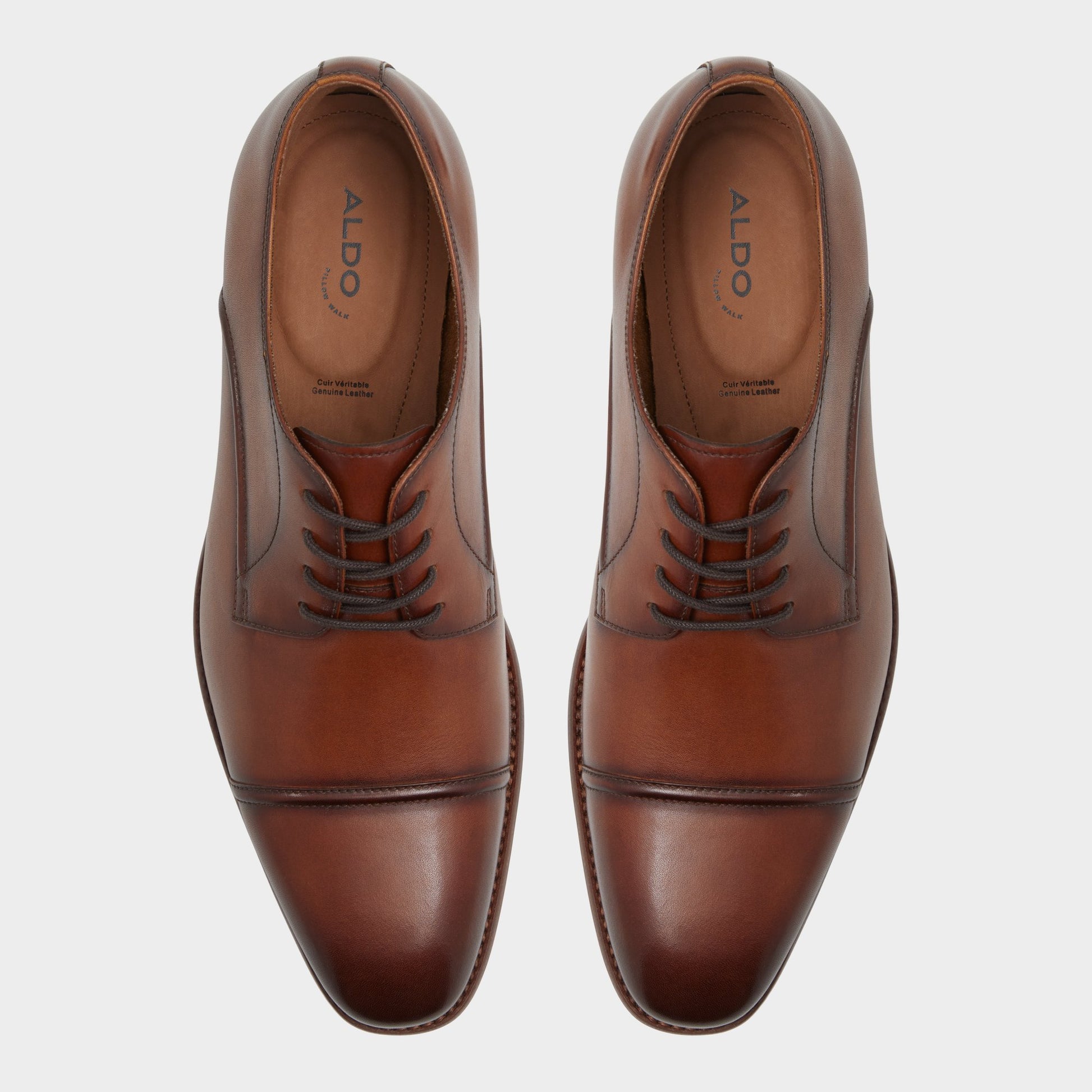 Top-down view of the Cognac Drayson Derby shoe