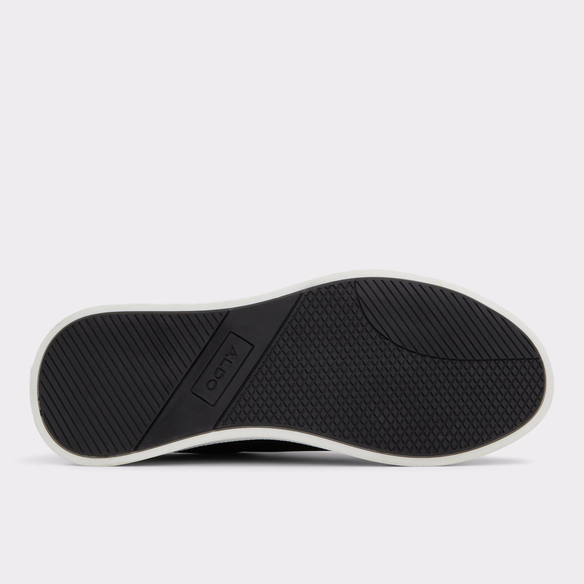 View of Black/Black Magnus Low top sneaker's sole