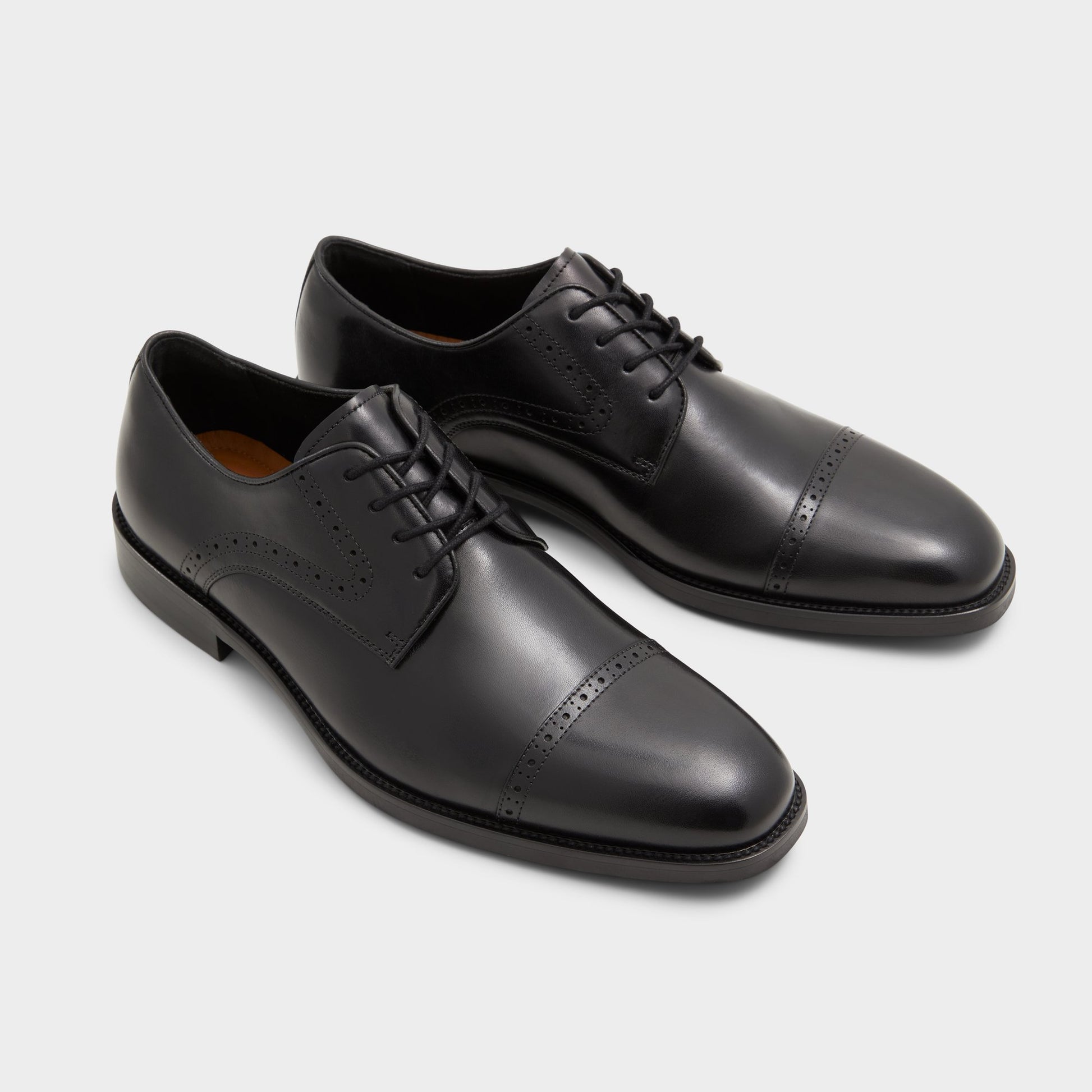 Highlighted view of a pair of Black Bronko Derby shoes
