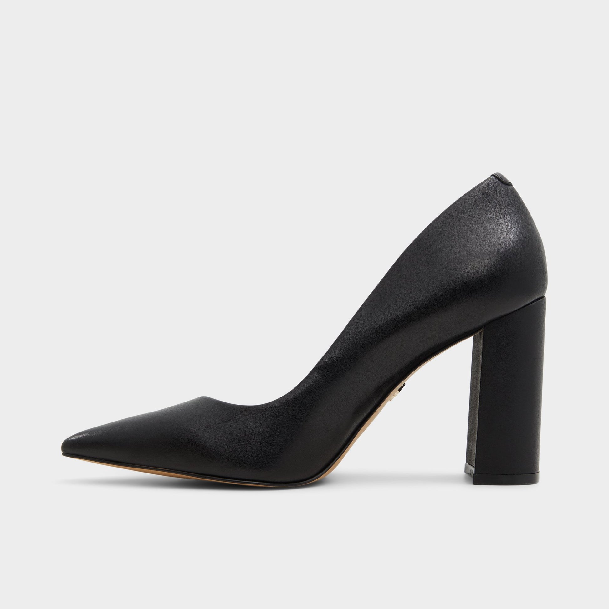 Side view of Black Javabriryn Pump