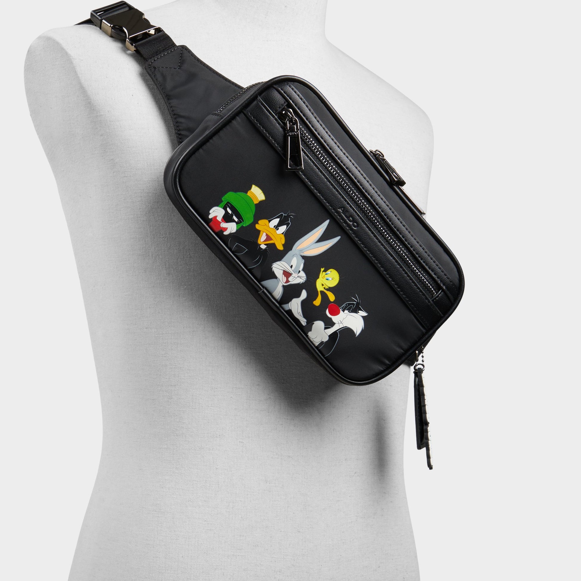 Product media for Ltfannypack