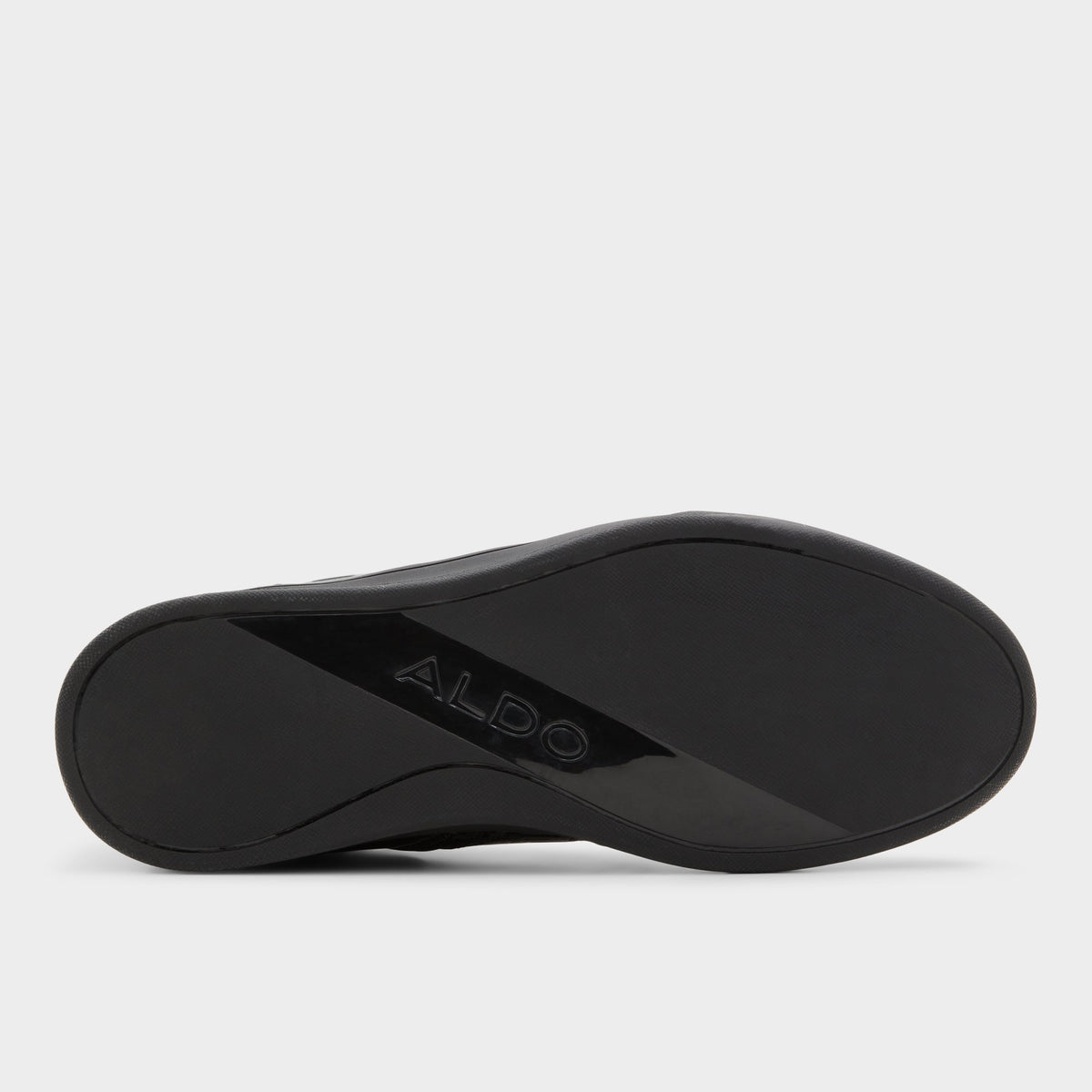 Vue de la semelle de Noir Corydon High top sneaker