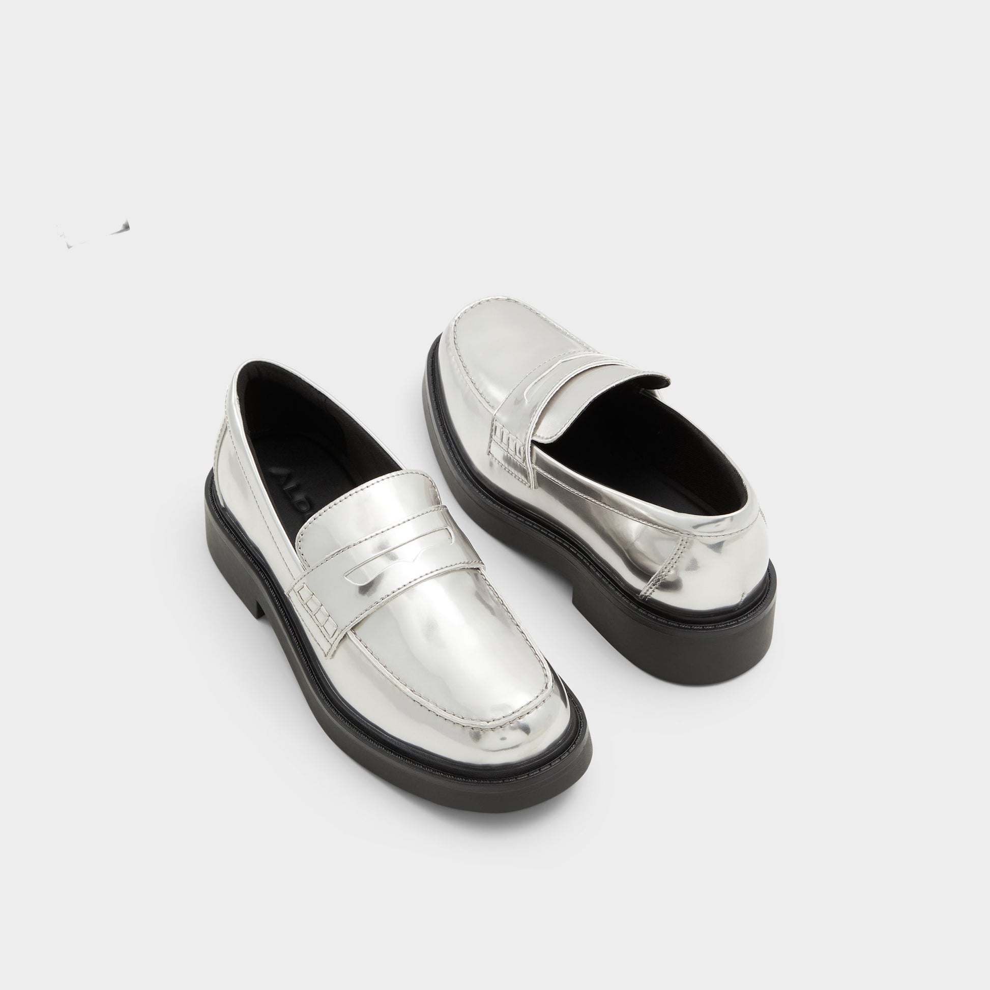 Highlighted view of a pair of Silver Verima s