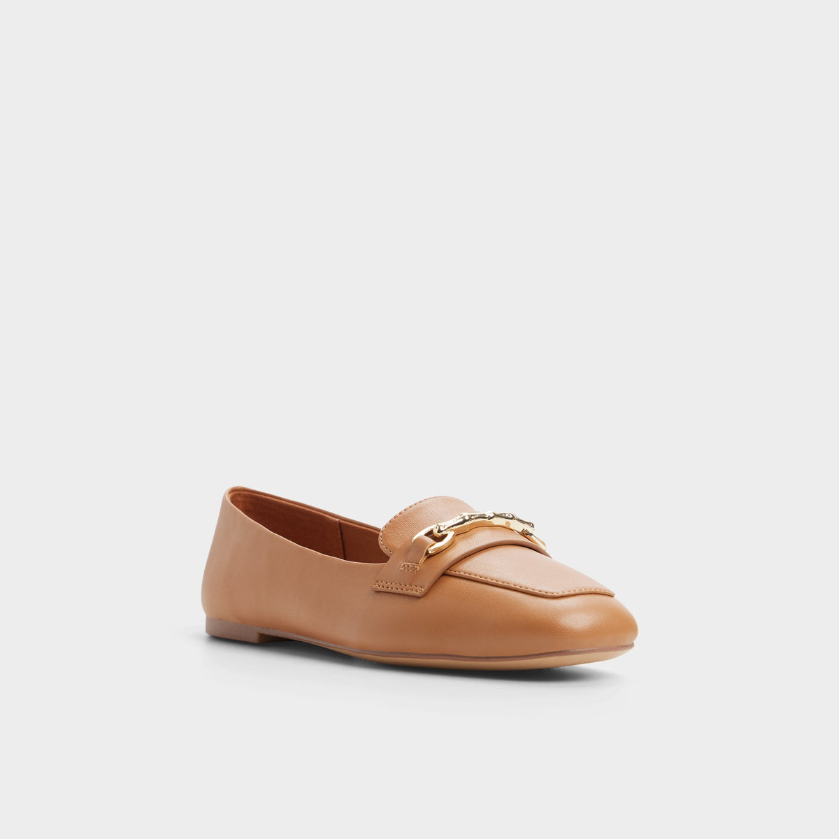 Three-quarter angle of Medium brown Hoha Loafer's front side