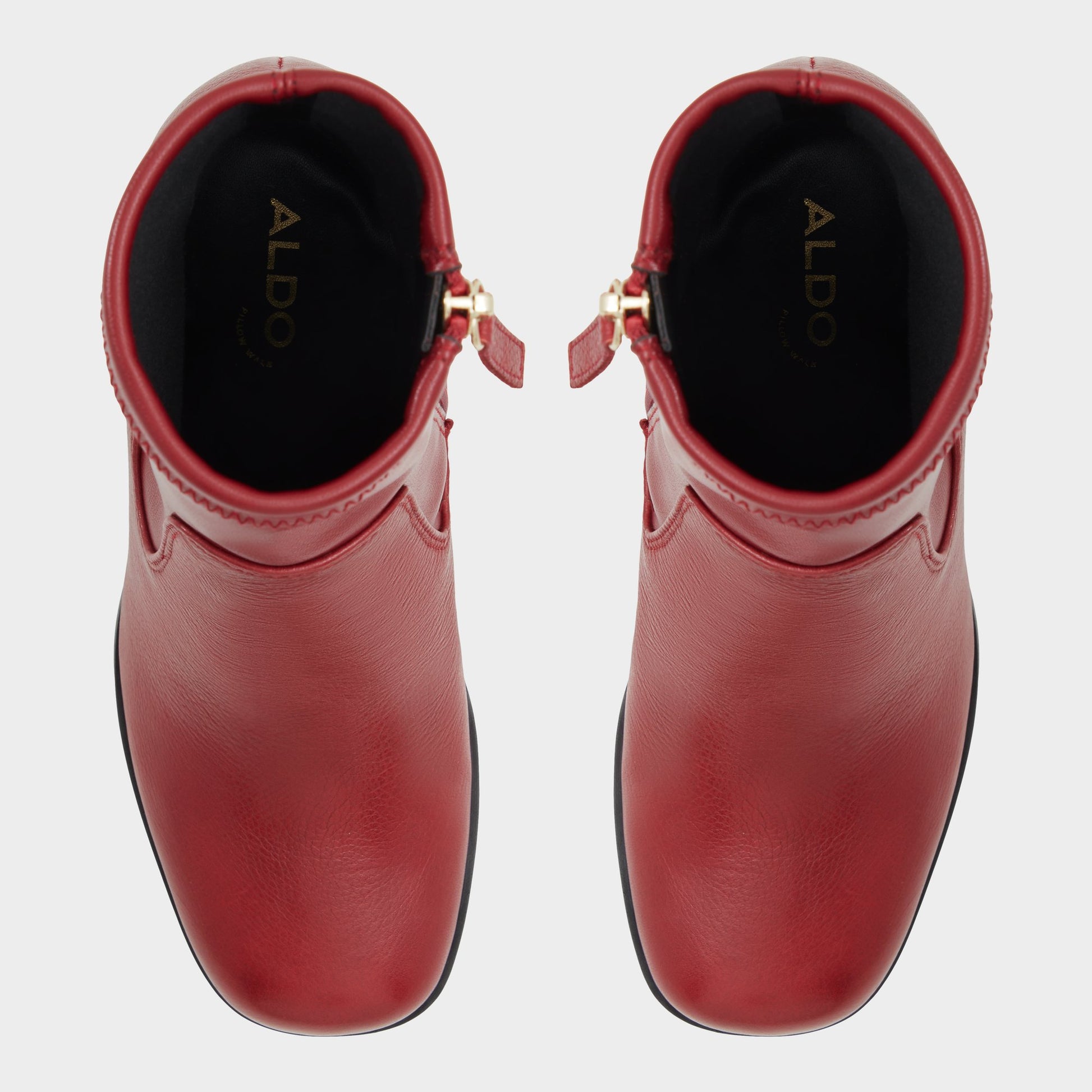 Top-down view of the Bordo Seraphica Chelsea boot
