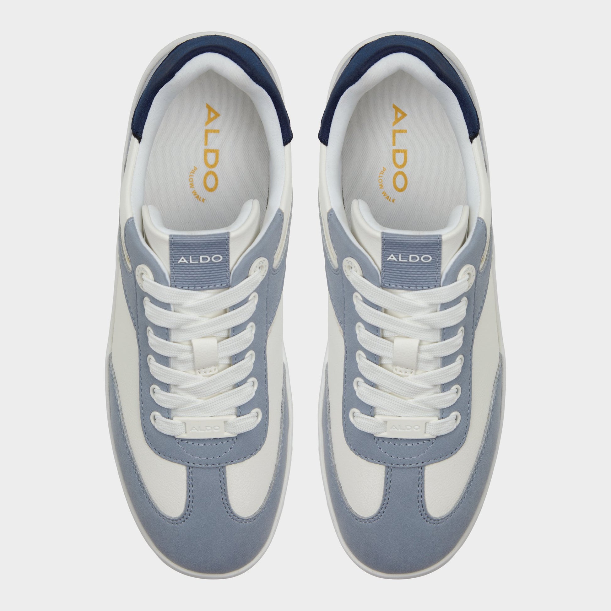 Vue de dessus de la Blanc/Marine Erilg Sneaker bas