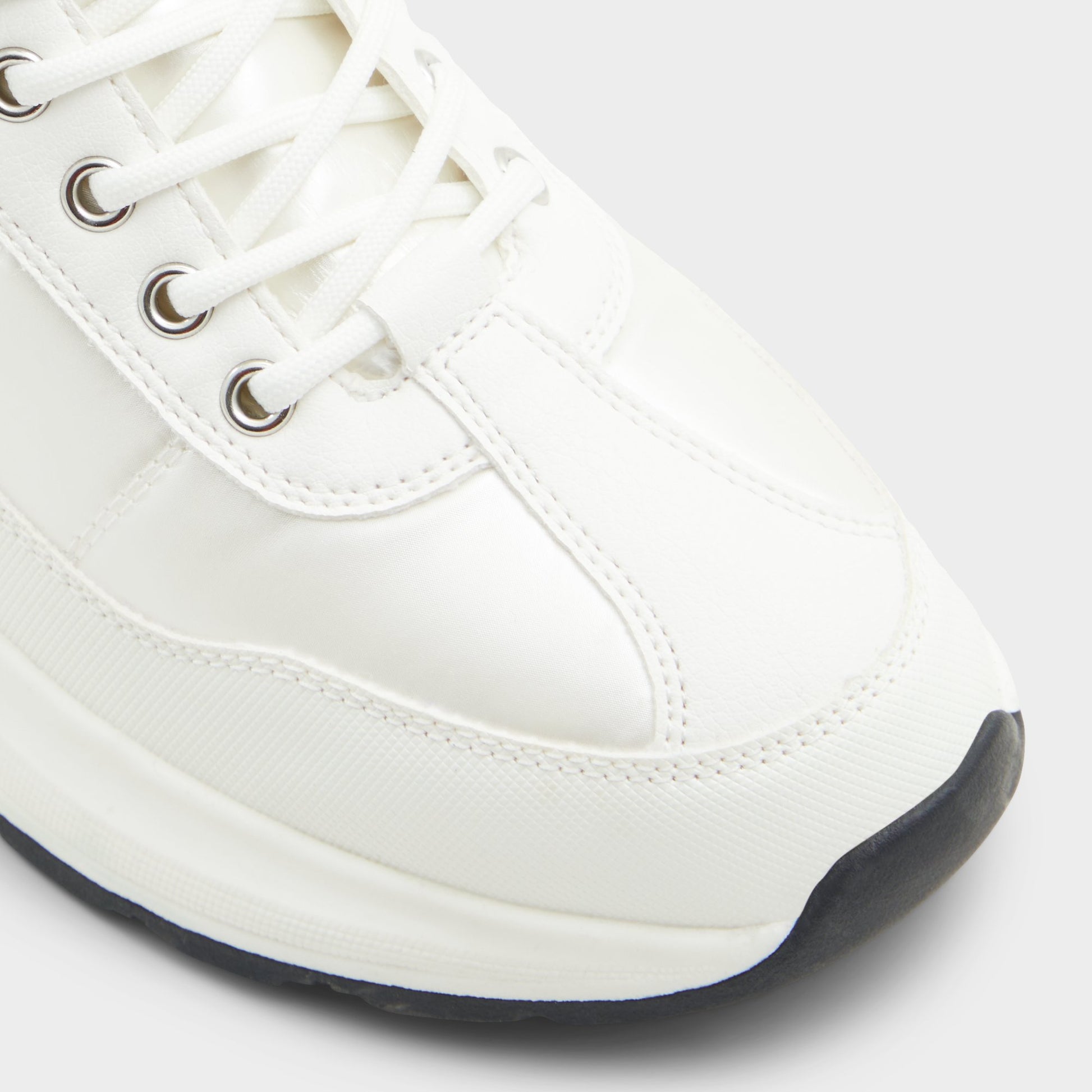 Close-up of the White/Black Priemeth Lace-up boot