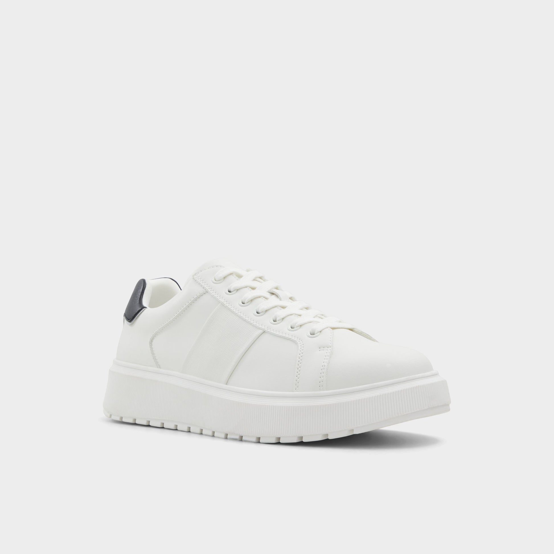Three-quarter angle of White Ander Low top sneaker's front side