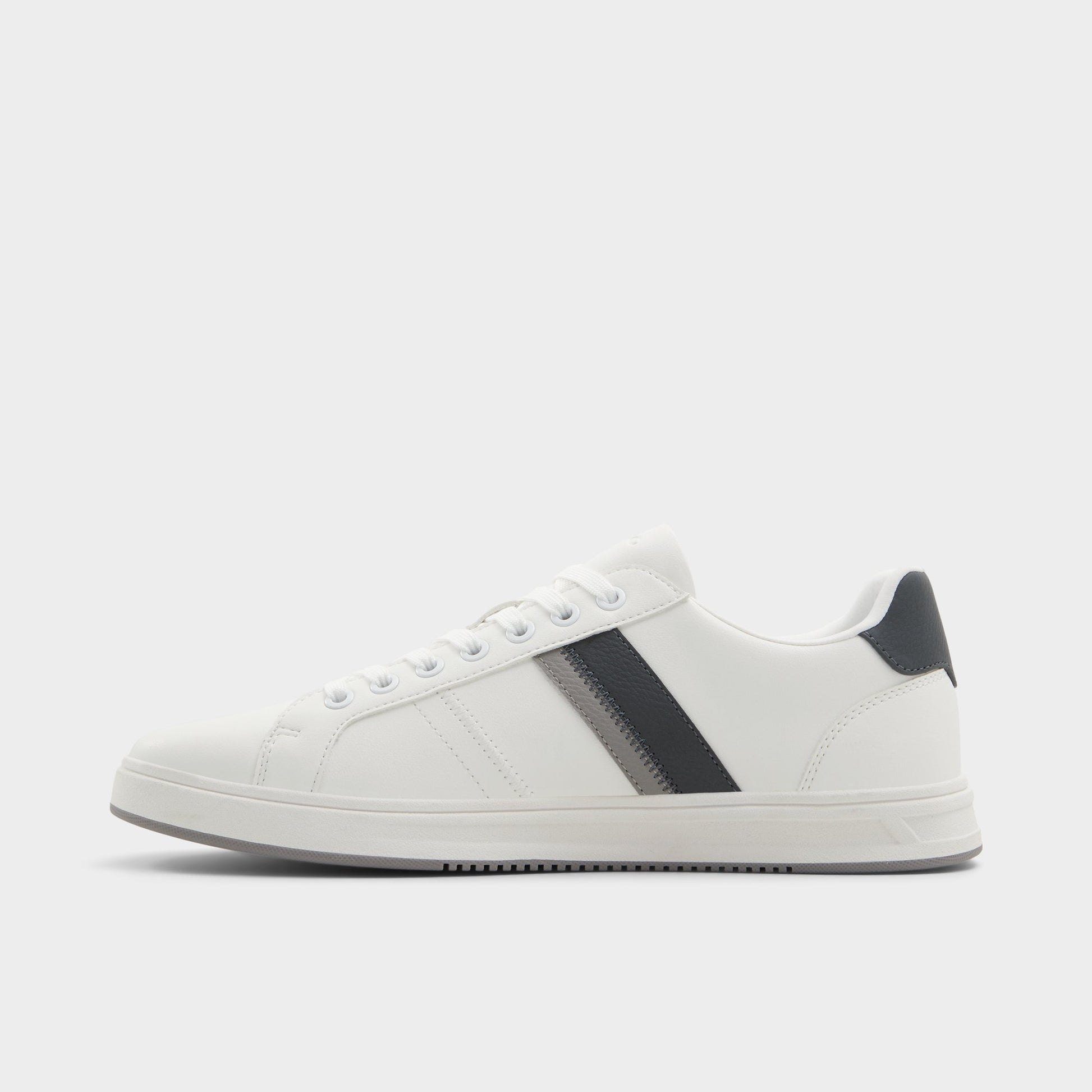 Side view of Open White Citywalk Low top sneaker