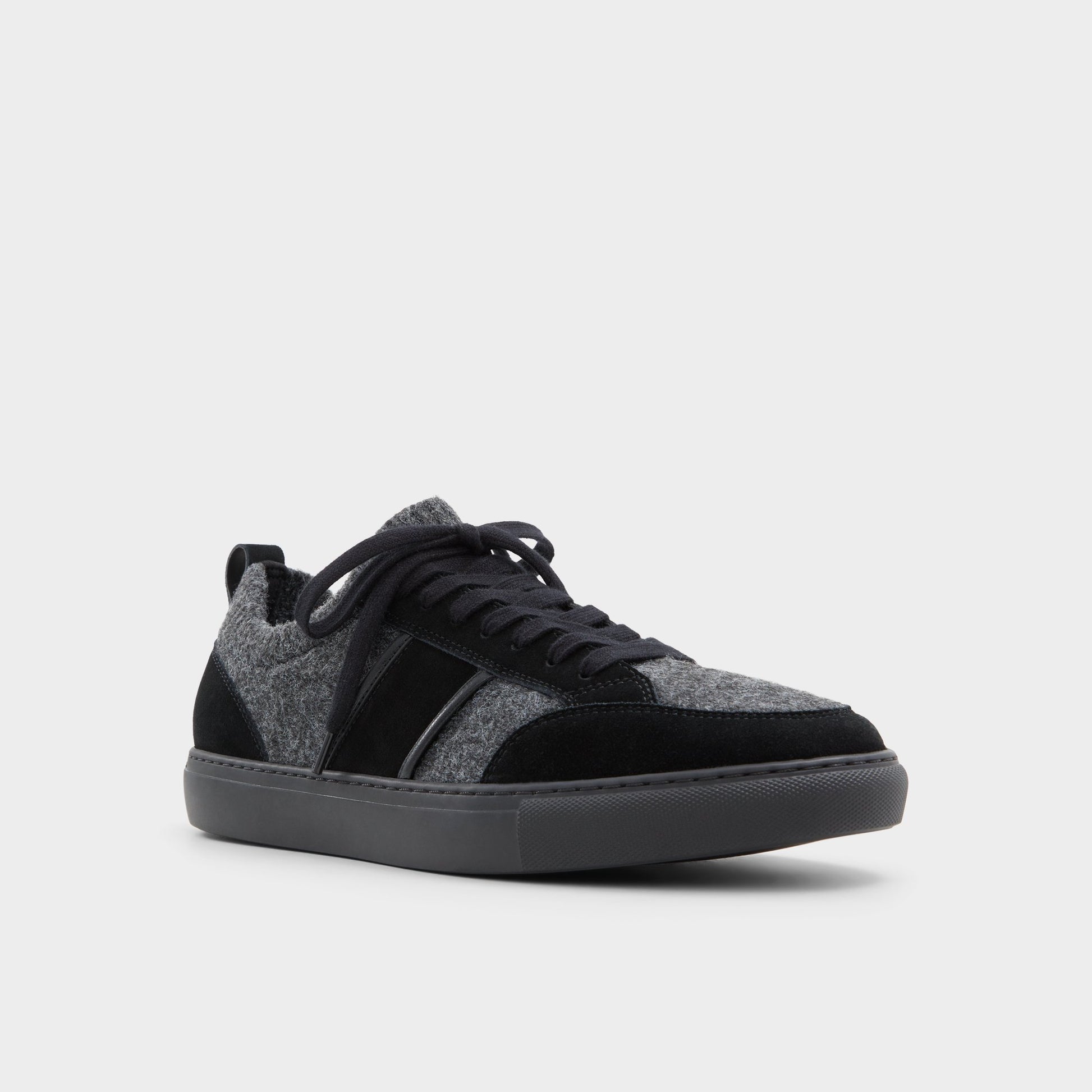 Three-quarter angle of Black Owens Low top sneaker's front side