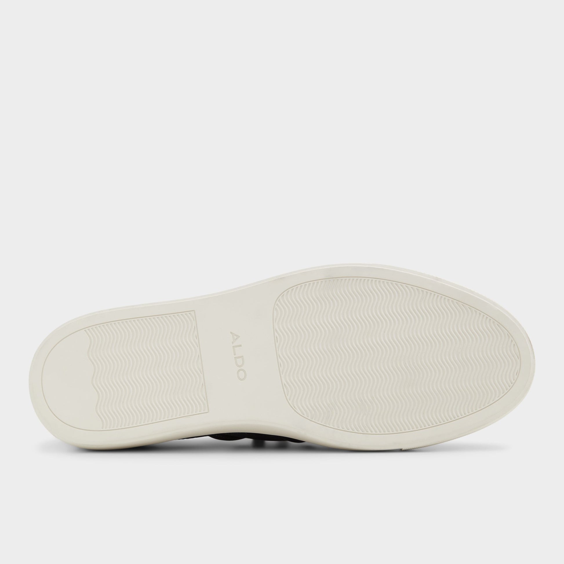 View of Navy Owens Low top sneaker's sole