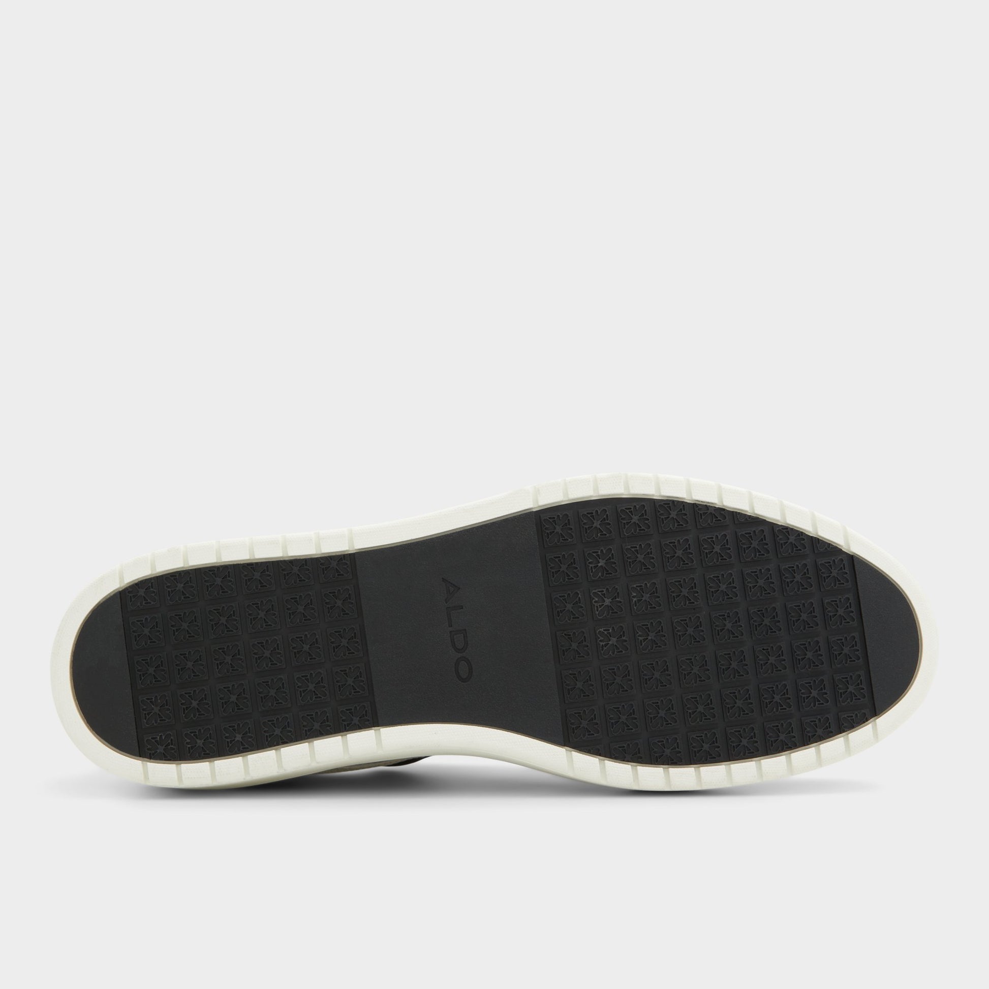 View of Black/White Zethan Low top sneaker's sole
