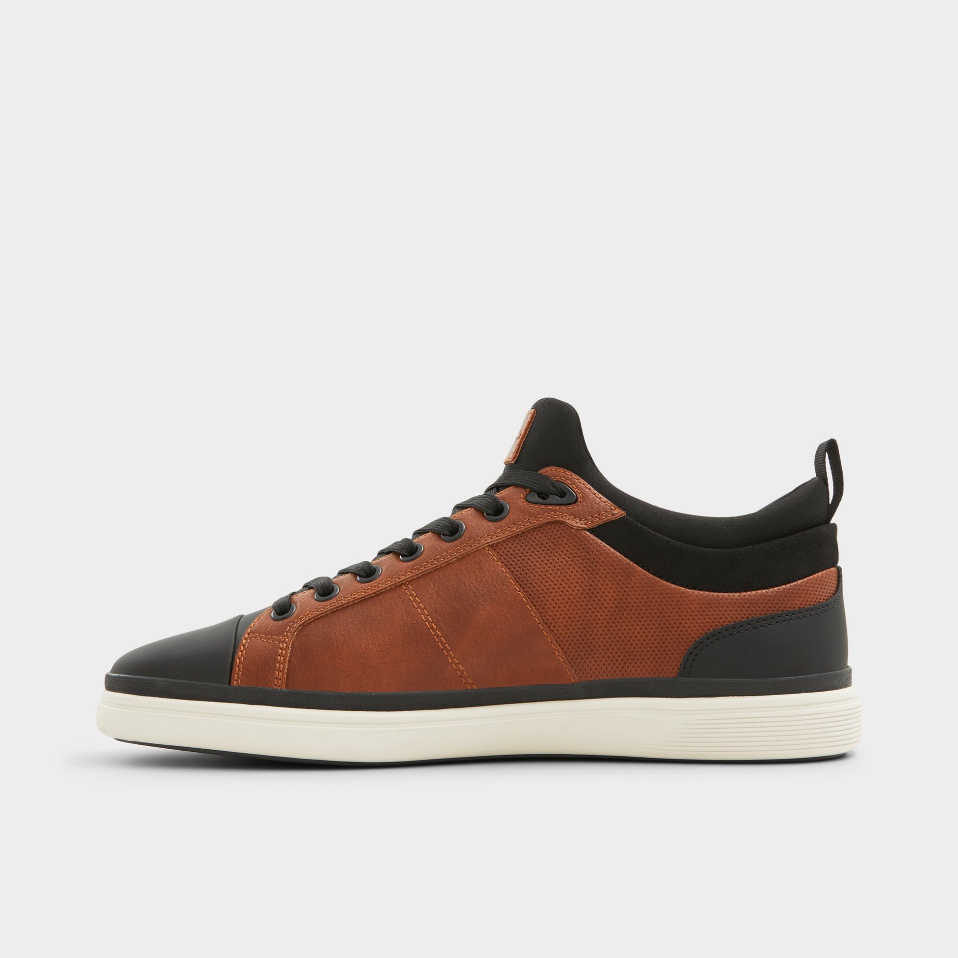 Side view of Light Brown Salloker Low top sneaker