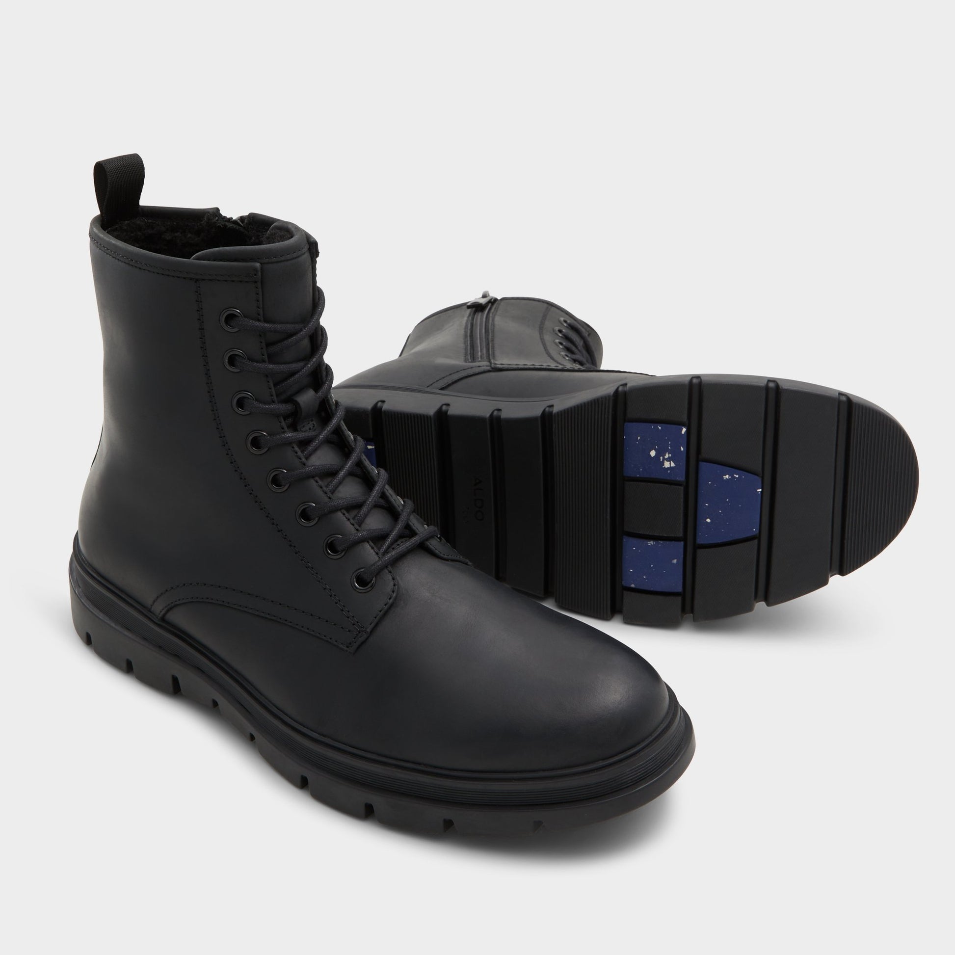 Highlighted view of a pair of Open Black Graveldiver2 Lace-up boots