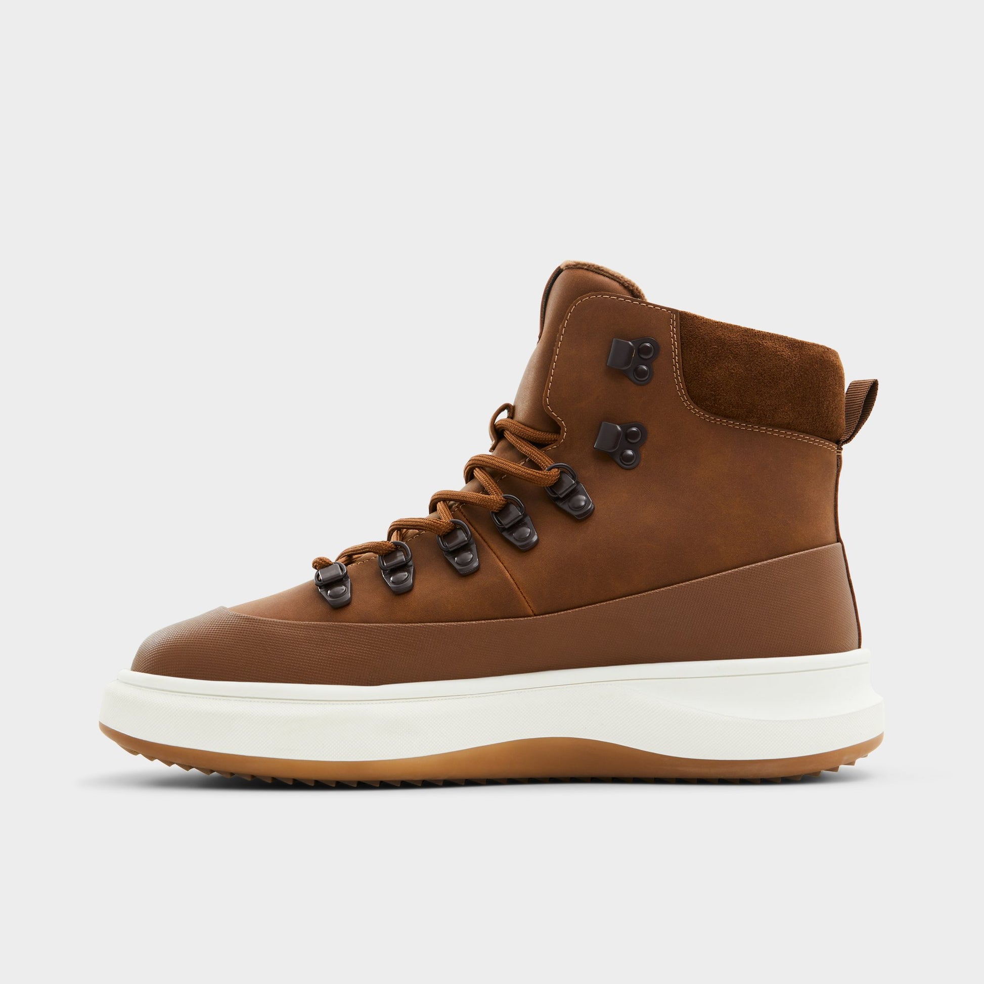 Side view of Cognac Gibson Lace-up boot