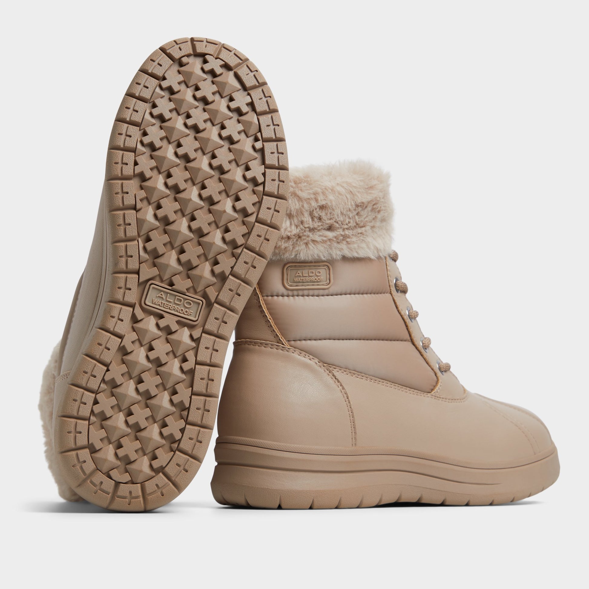 Highlighted view of a pair of Light Beige Chilly s