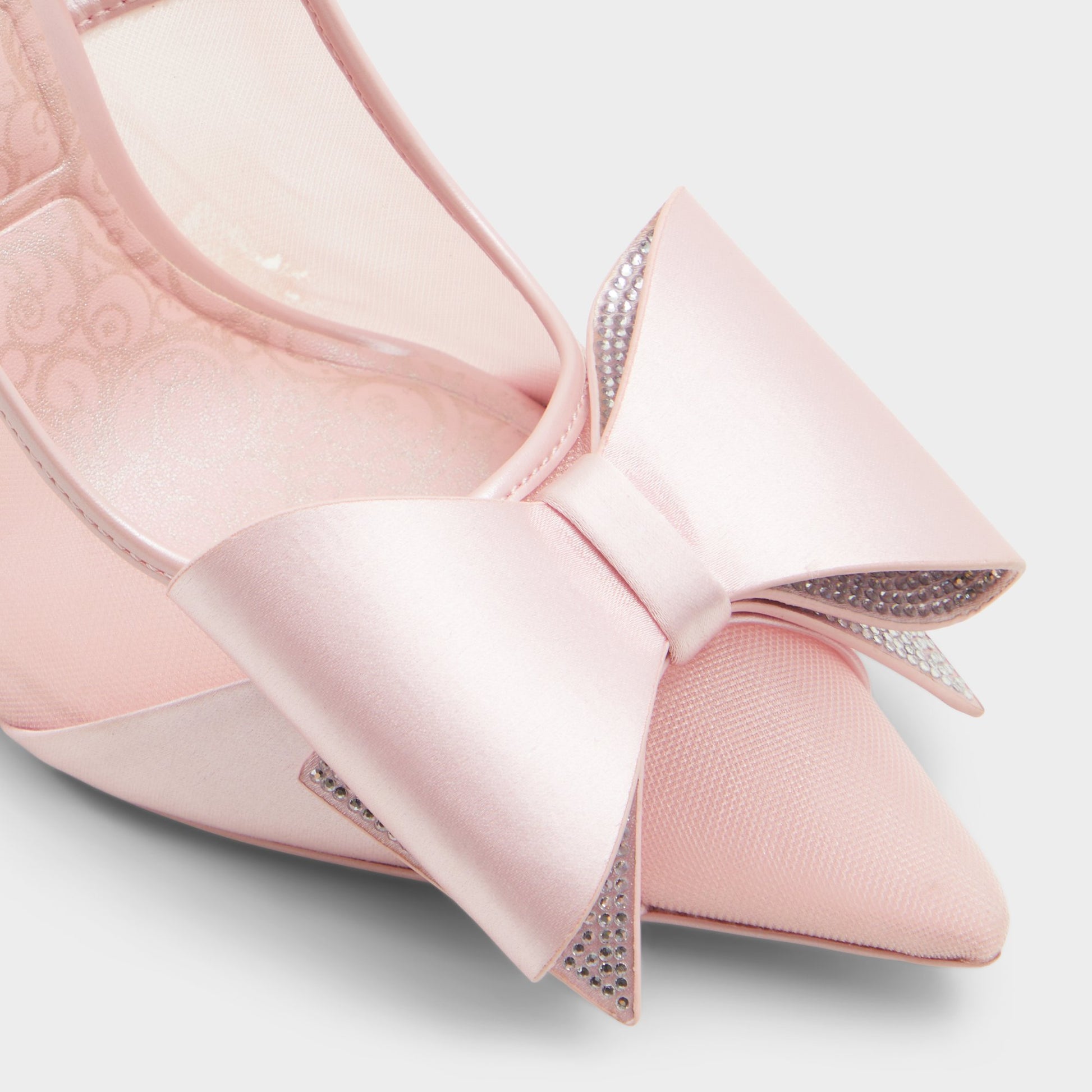 Close-up of the Pink Amazafying Pump