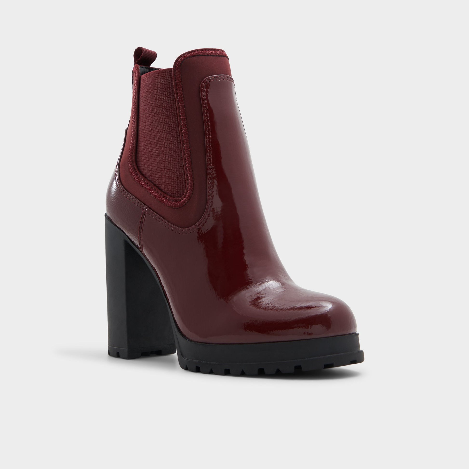Three-quarter angle of Bordo Bold Ankle boot's front side