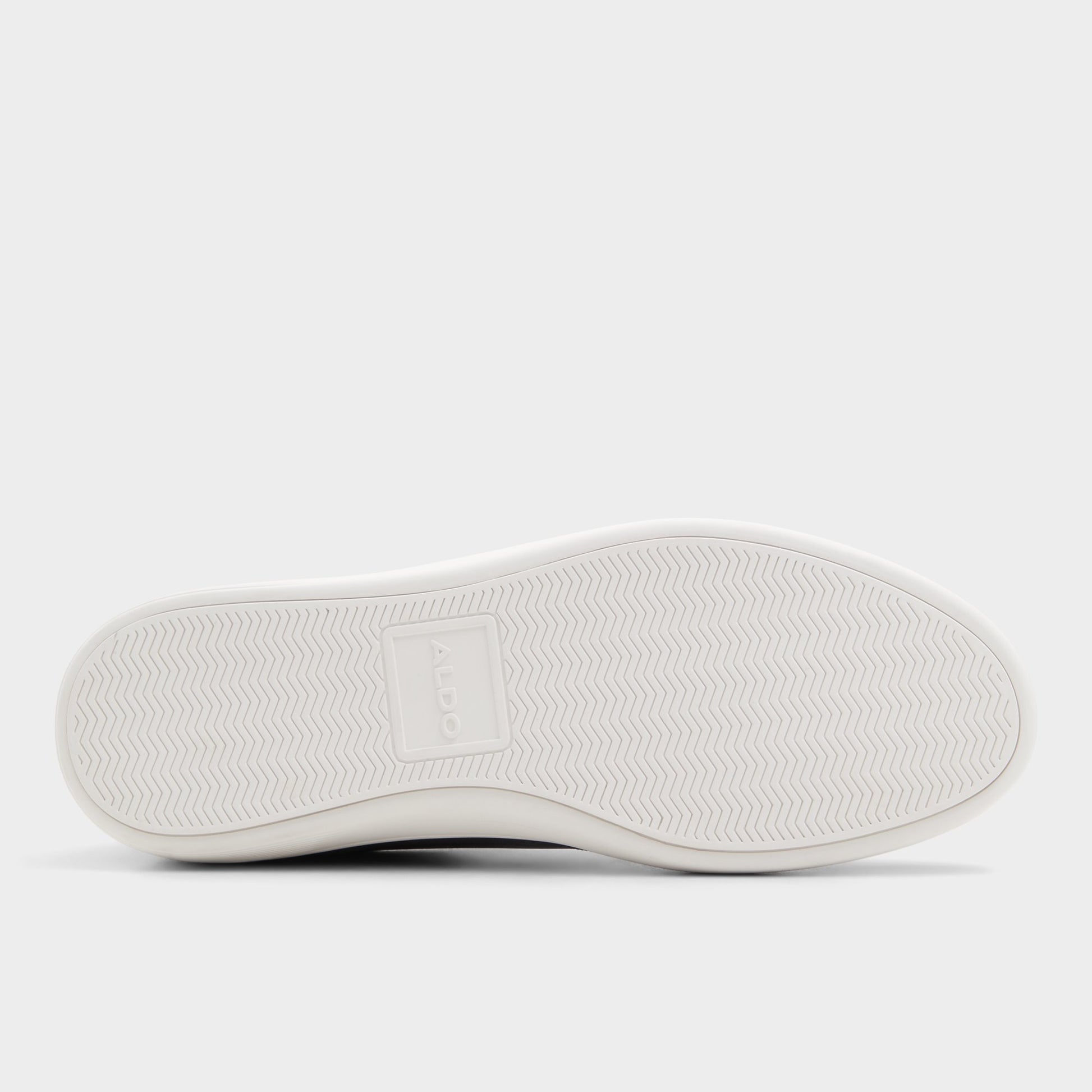 View of White Lido Low top sneaker's sole
