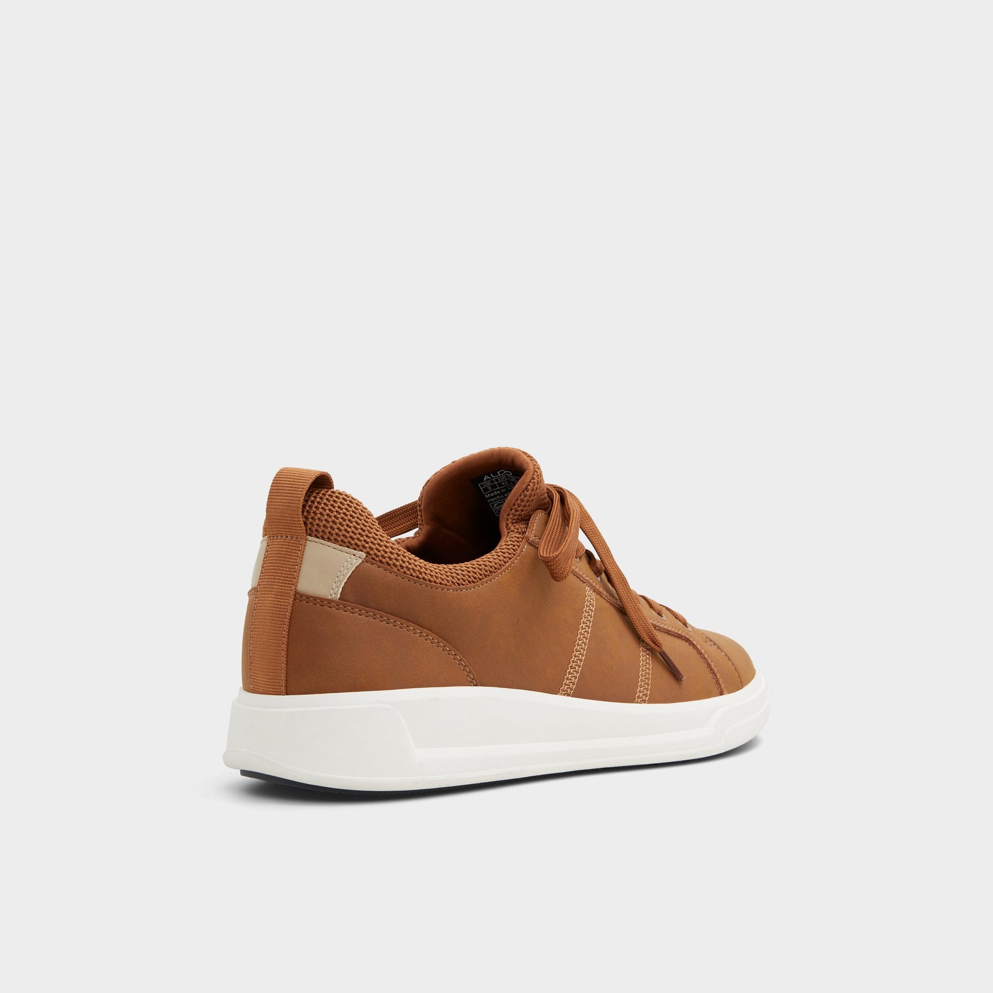 Three-quarter angle of Cognac Prasien Low top sneaker's back side