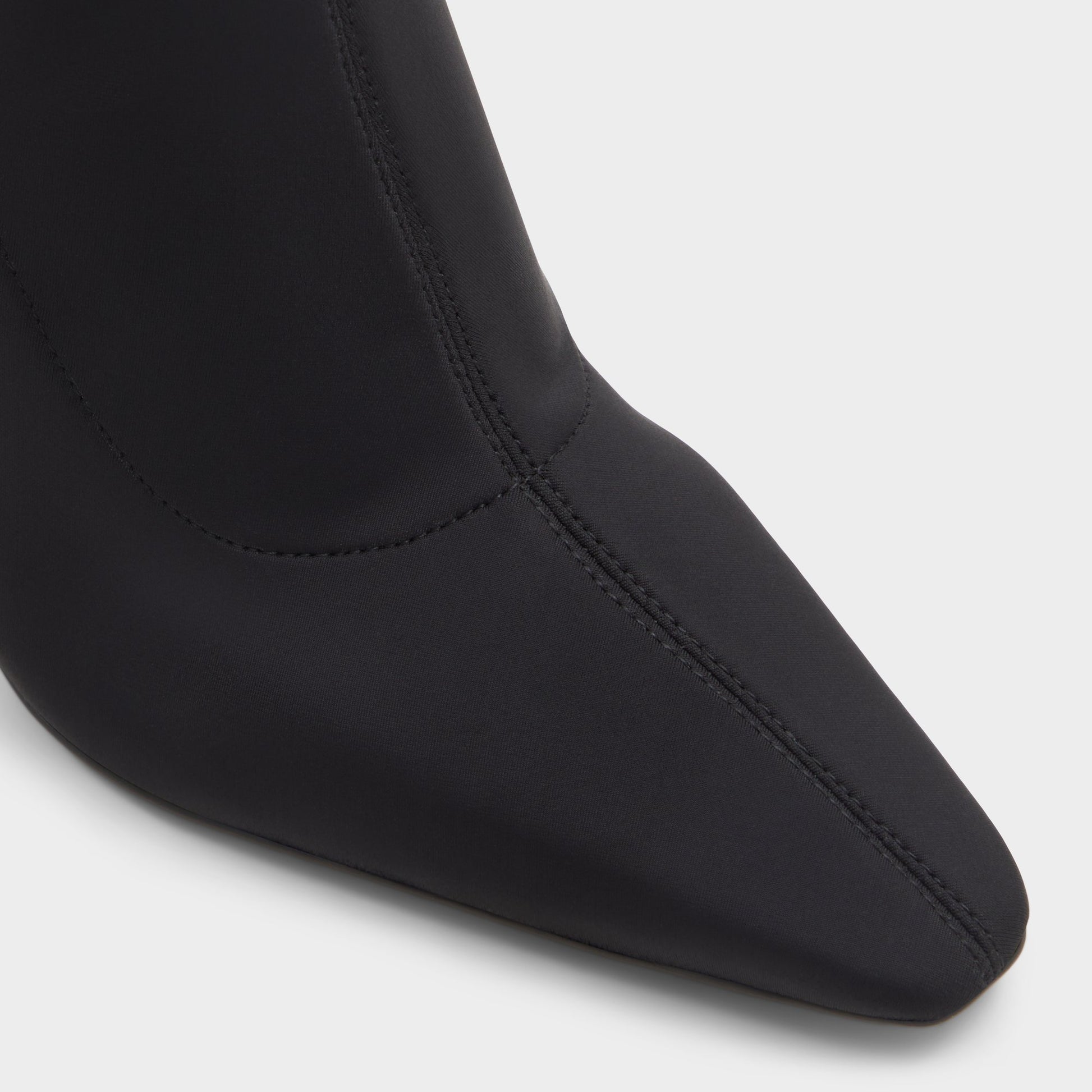 Close-up of the Black Raffina Ankle boot