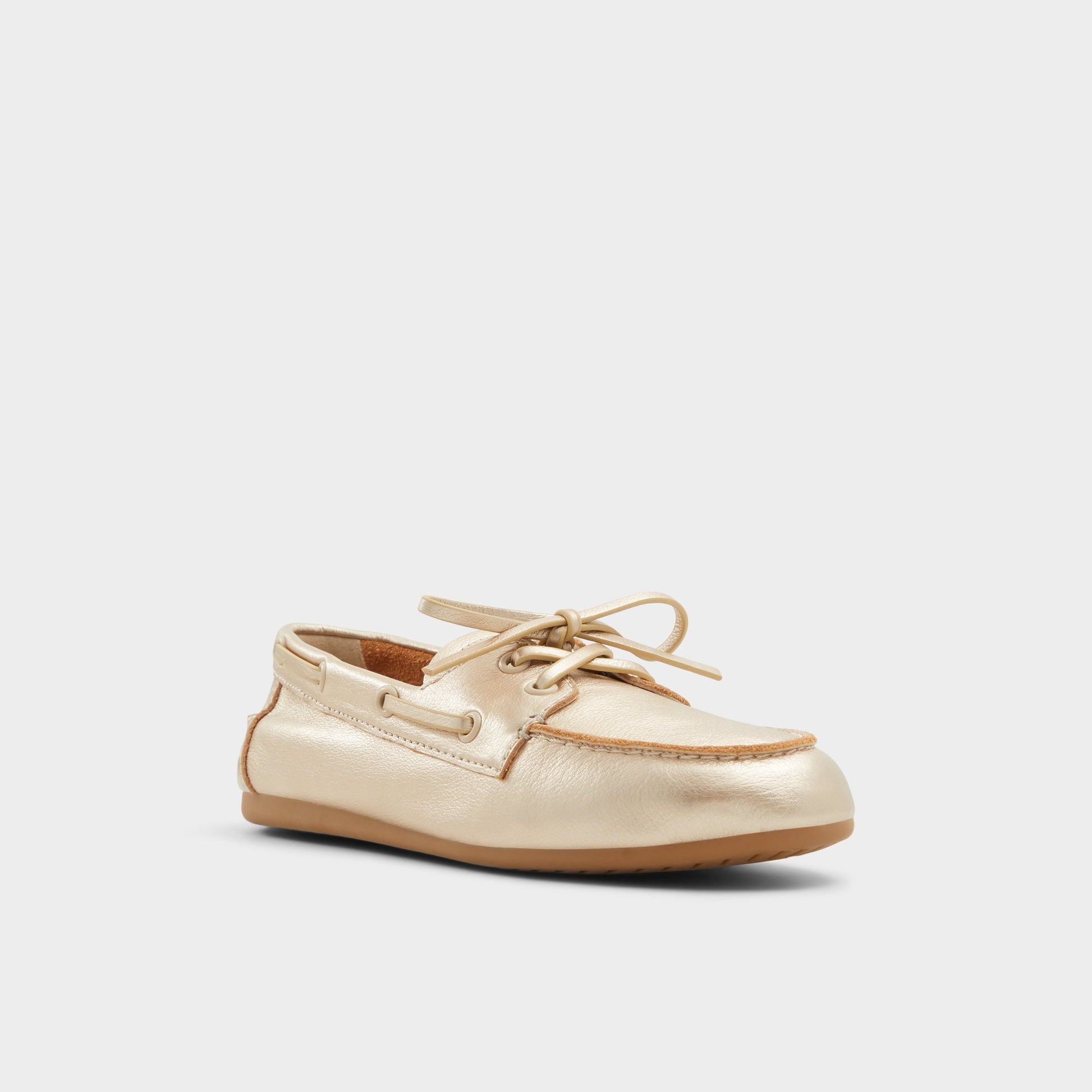 Three-quarter angle of Gold Sail Boat shoe's front side