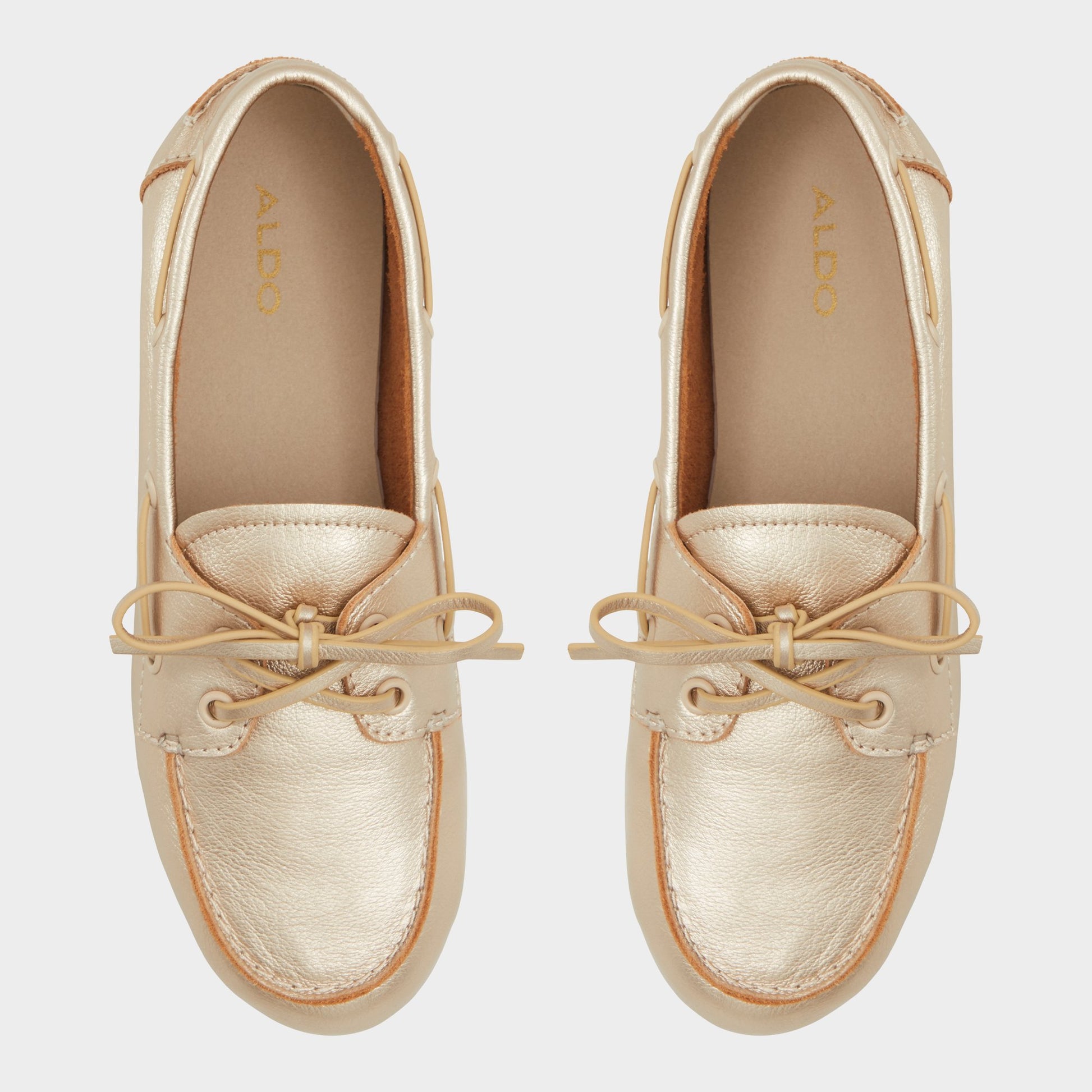 Top-down view of the Gold Sail Boat shoe