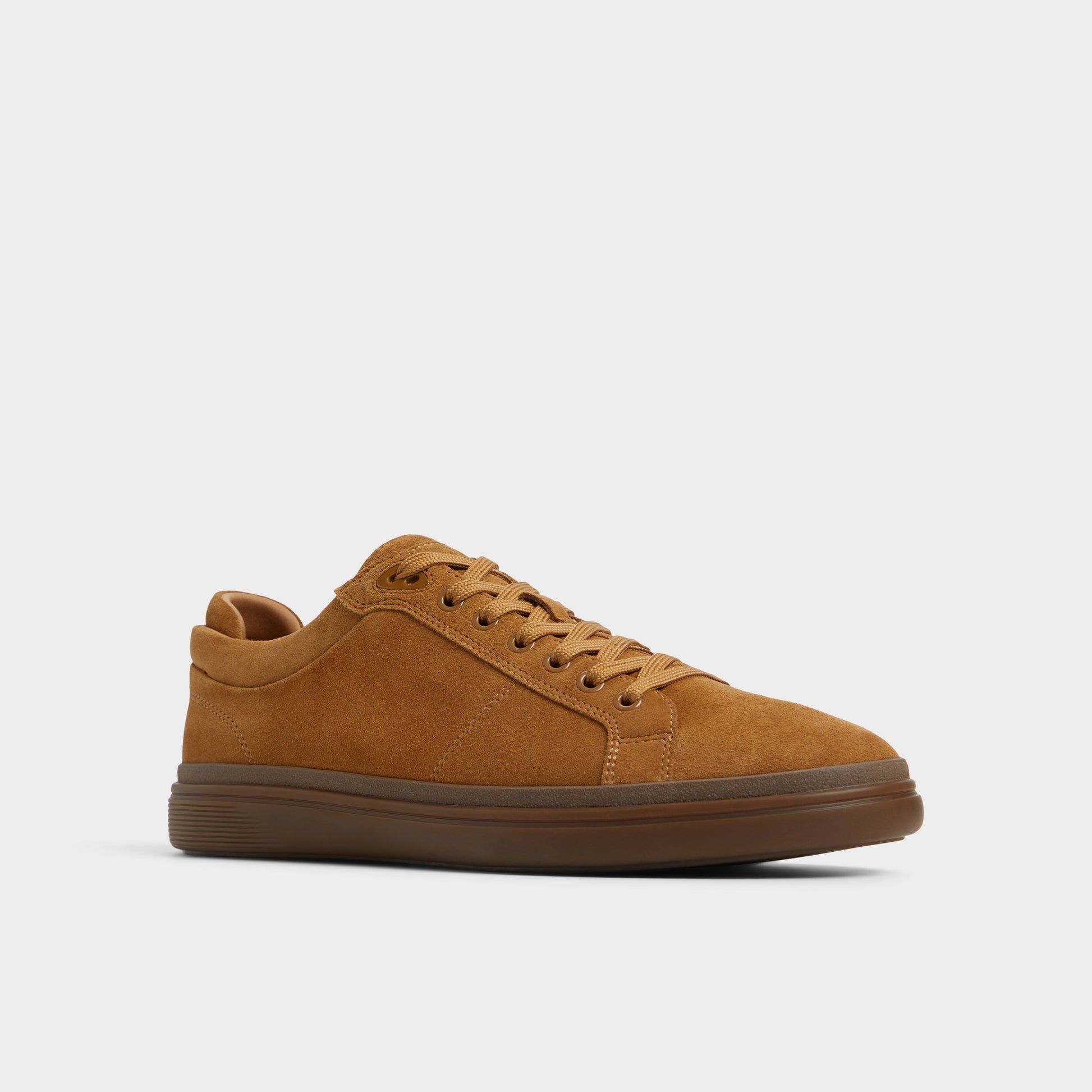 Three-quarter angle of Camel Finespec Low top sneaker's front side