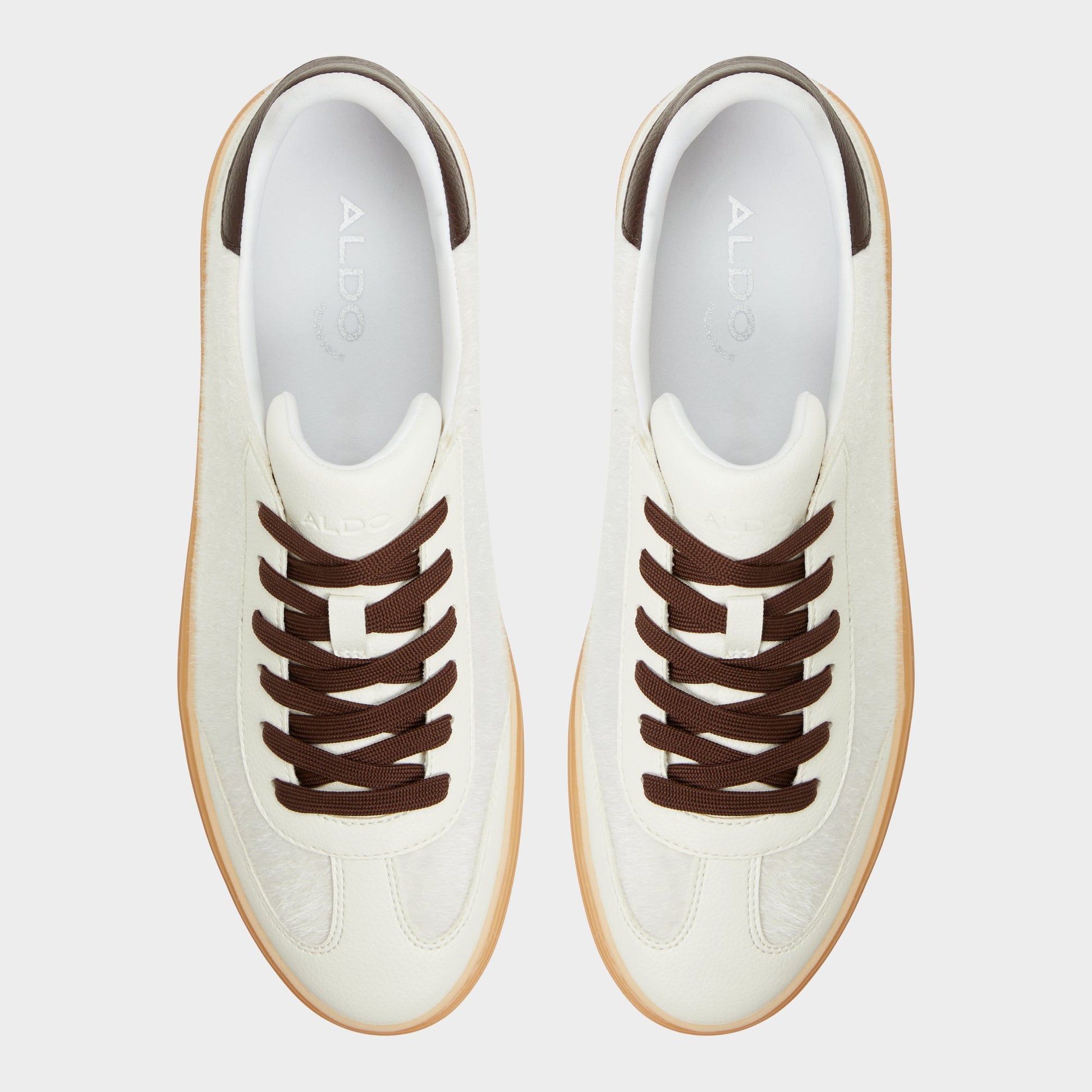 Top-down view of the White Multi Lido Low top sneaker