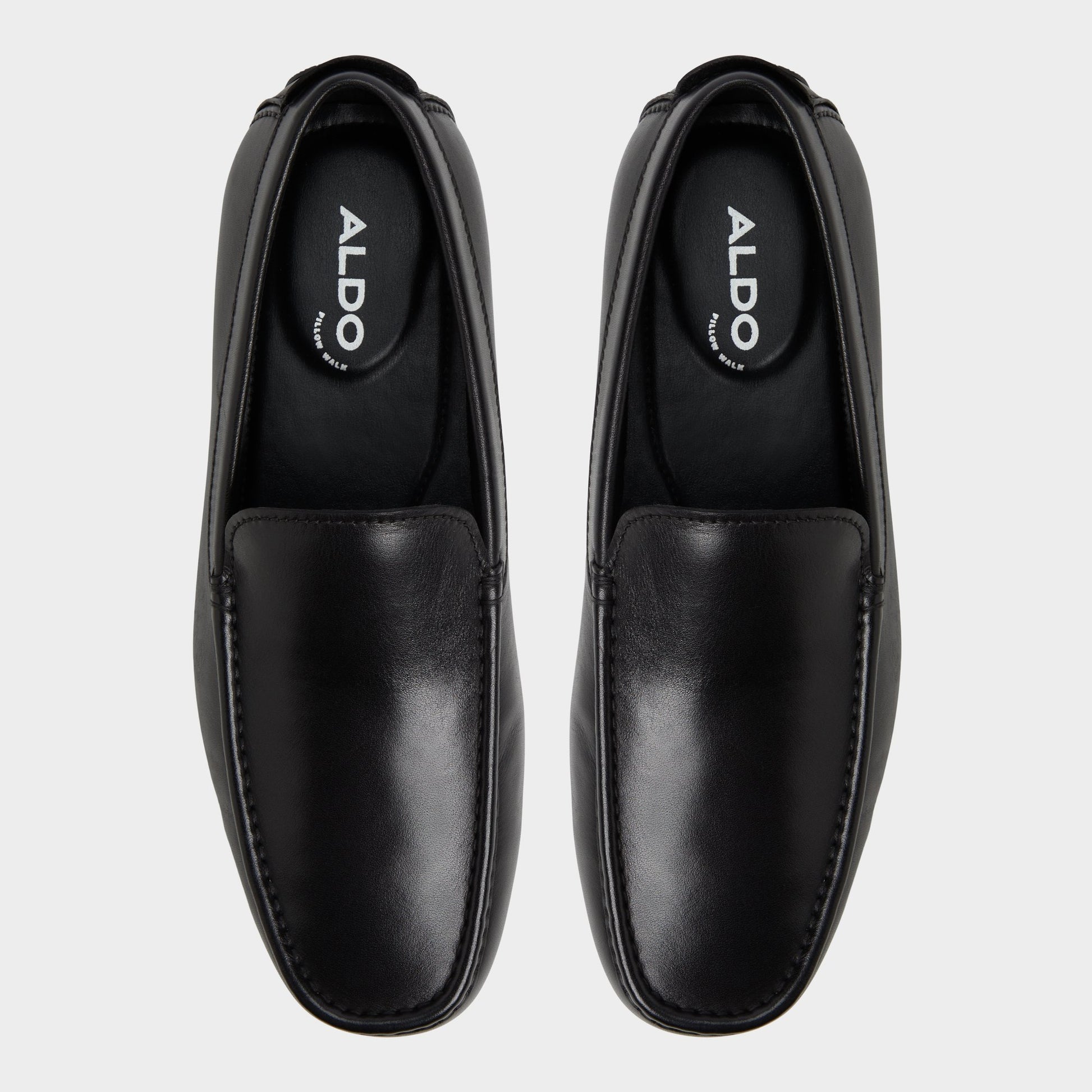 Top-down view of the Black Ederrac Driving shoe