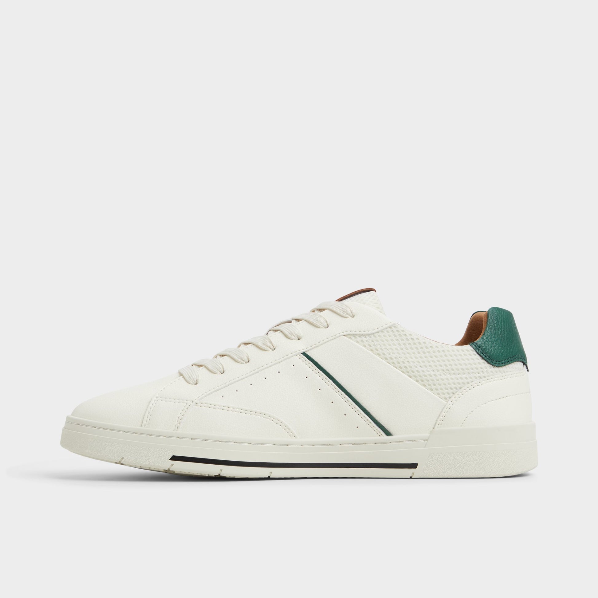 Side view of Open Natural Matchpoint Low top sneaker