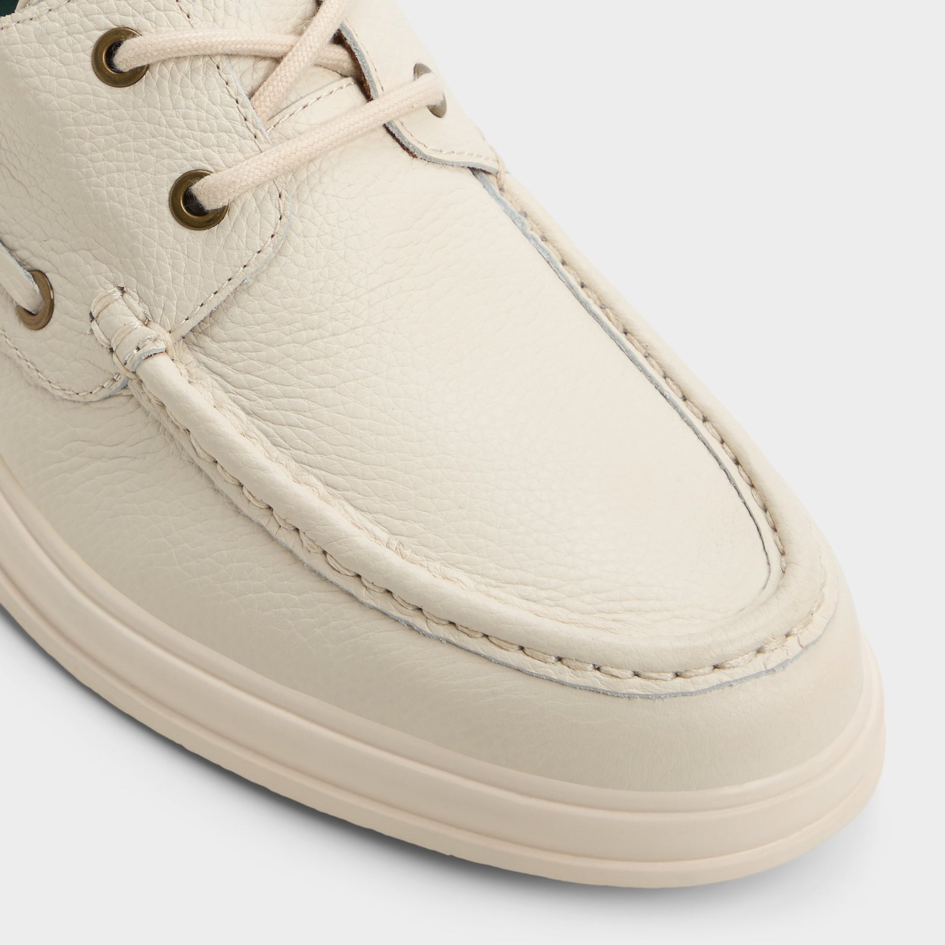 Close-up of the Ivory Seaexplorer Boat shoe