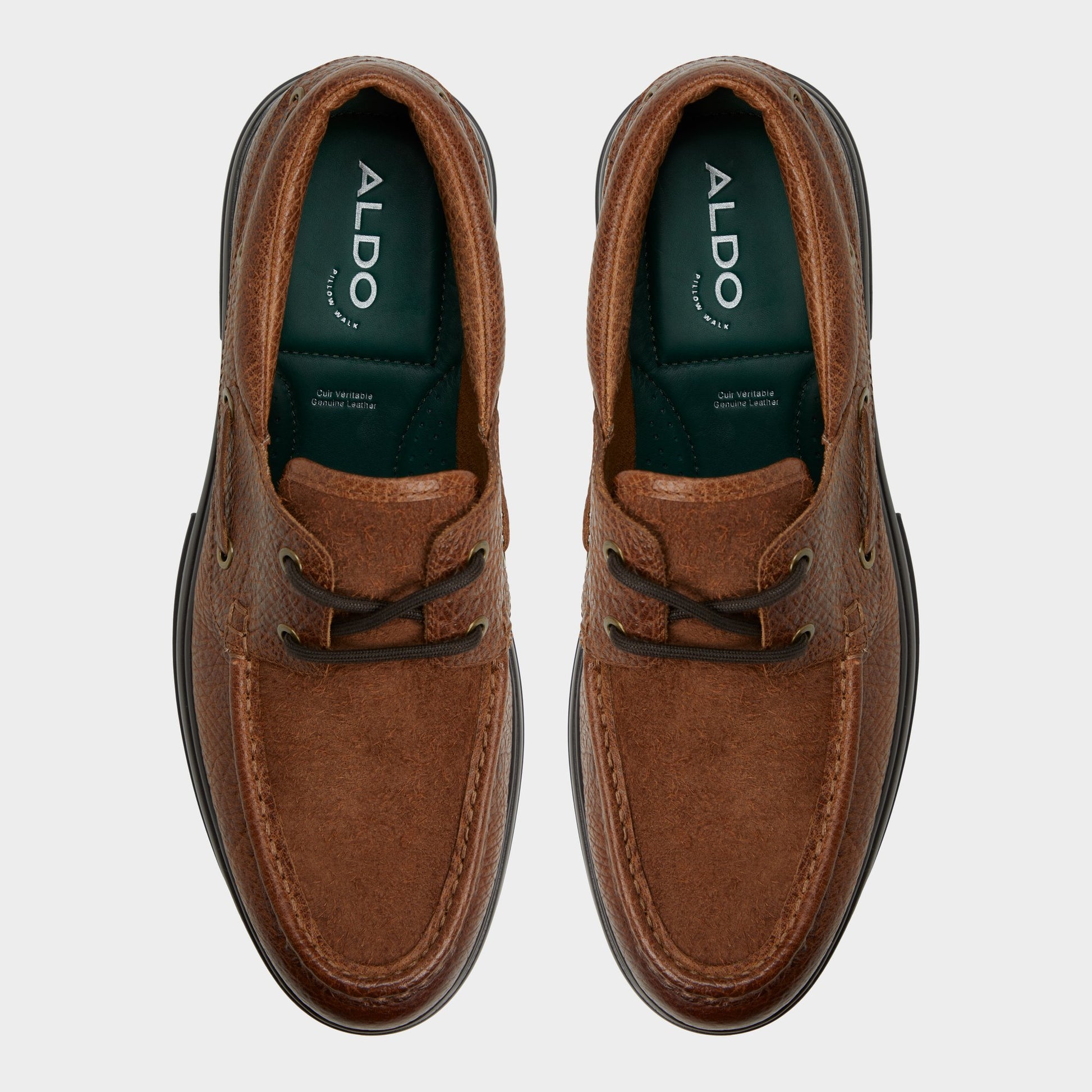 Top-down view of the Cognac Seaexplorer Boat shoe