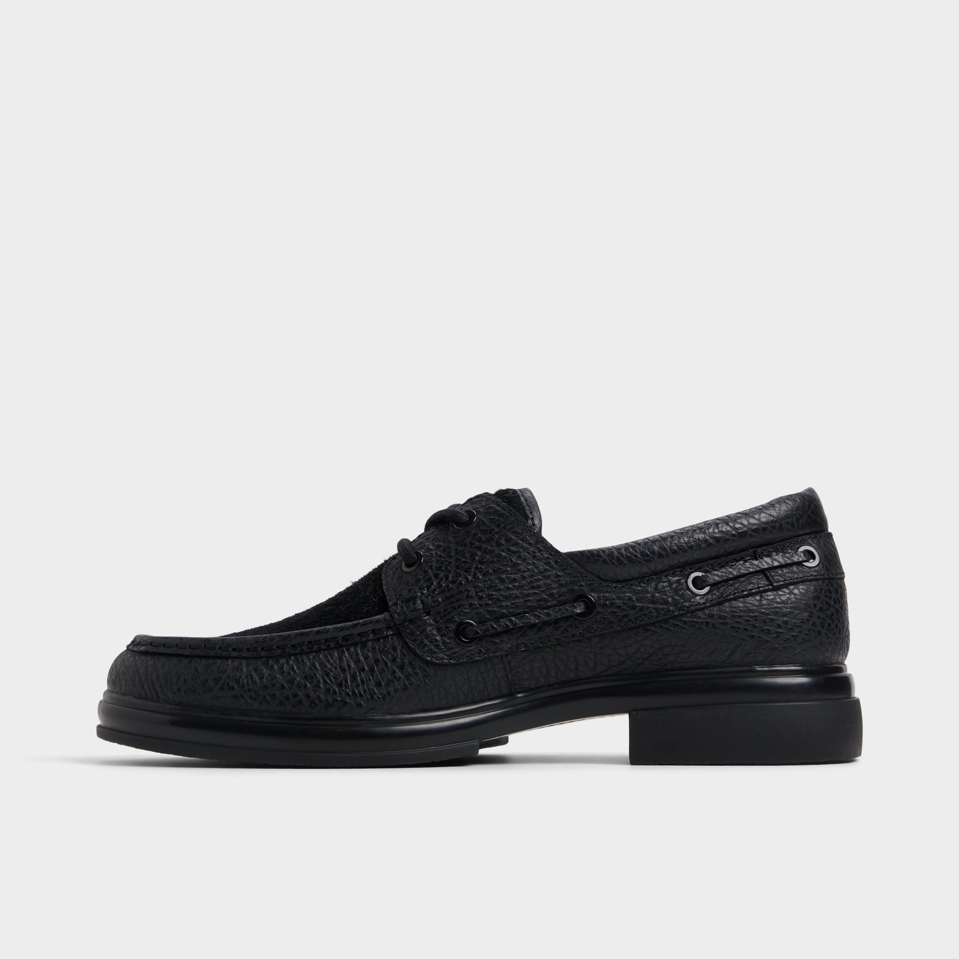 Side view of Black Seaexplorer Boat shoe