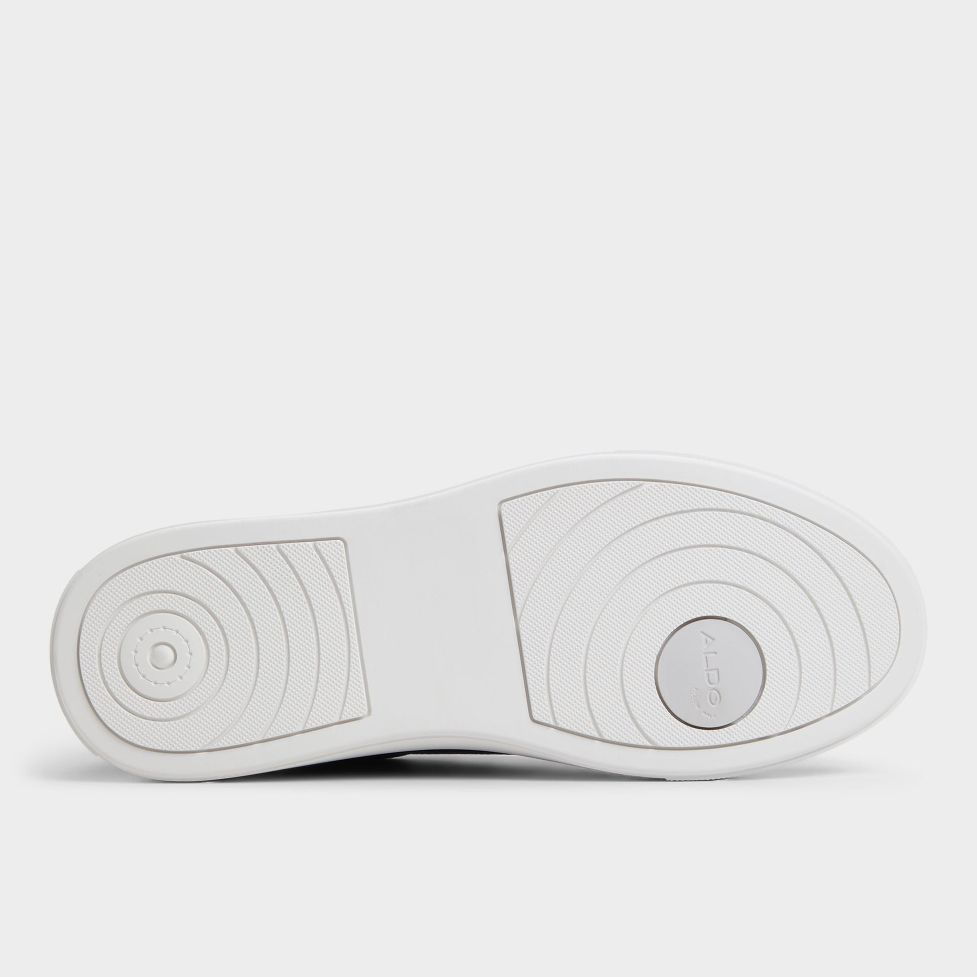 View of Black Clubmember Low top sneaker's sole