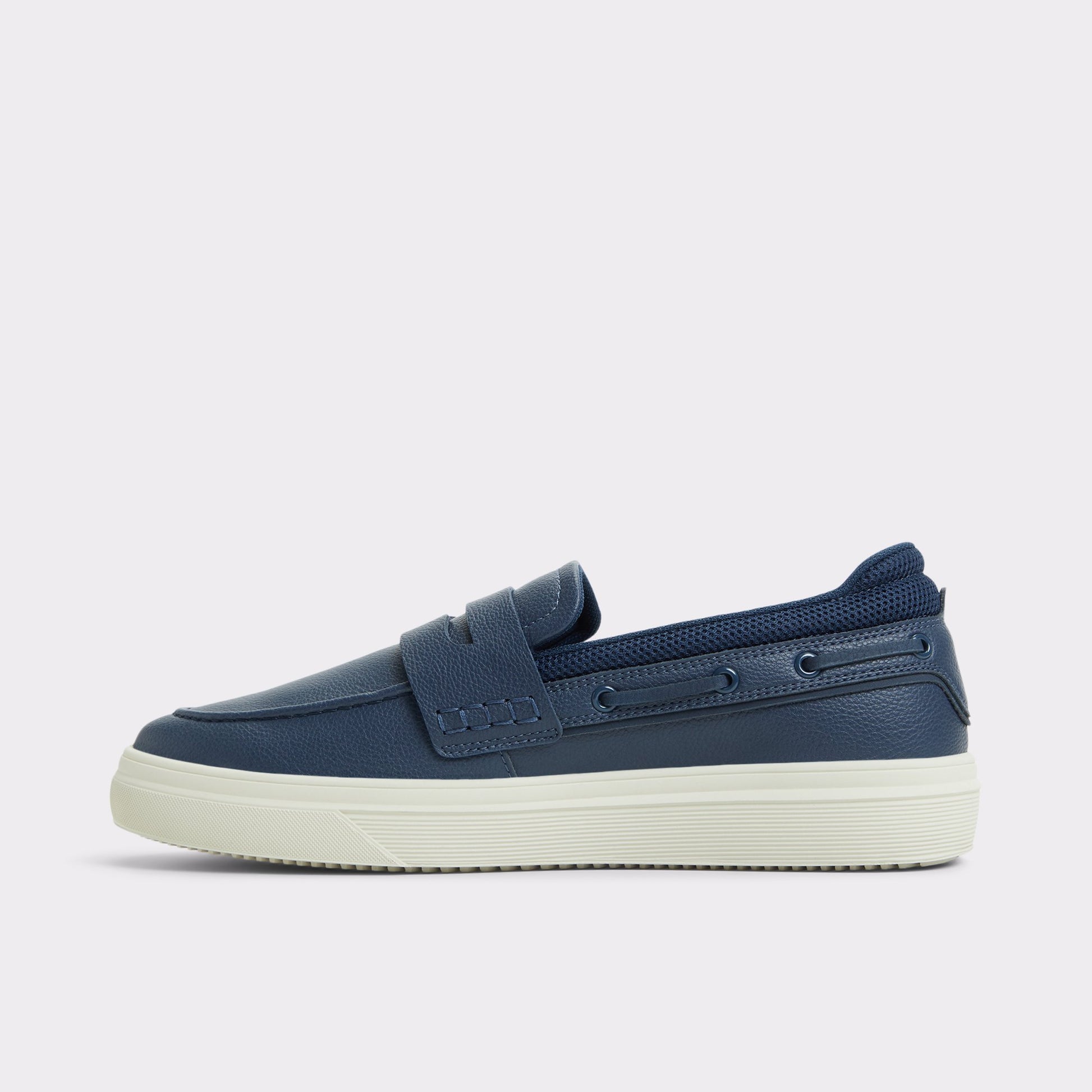 Side view of Navy Seafarer Boat shoe