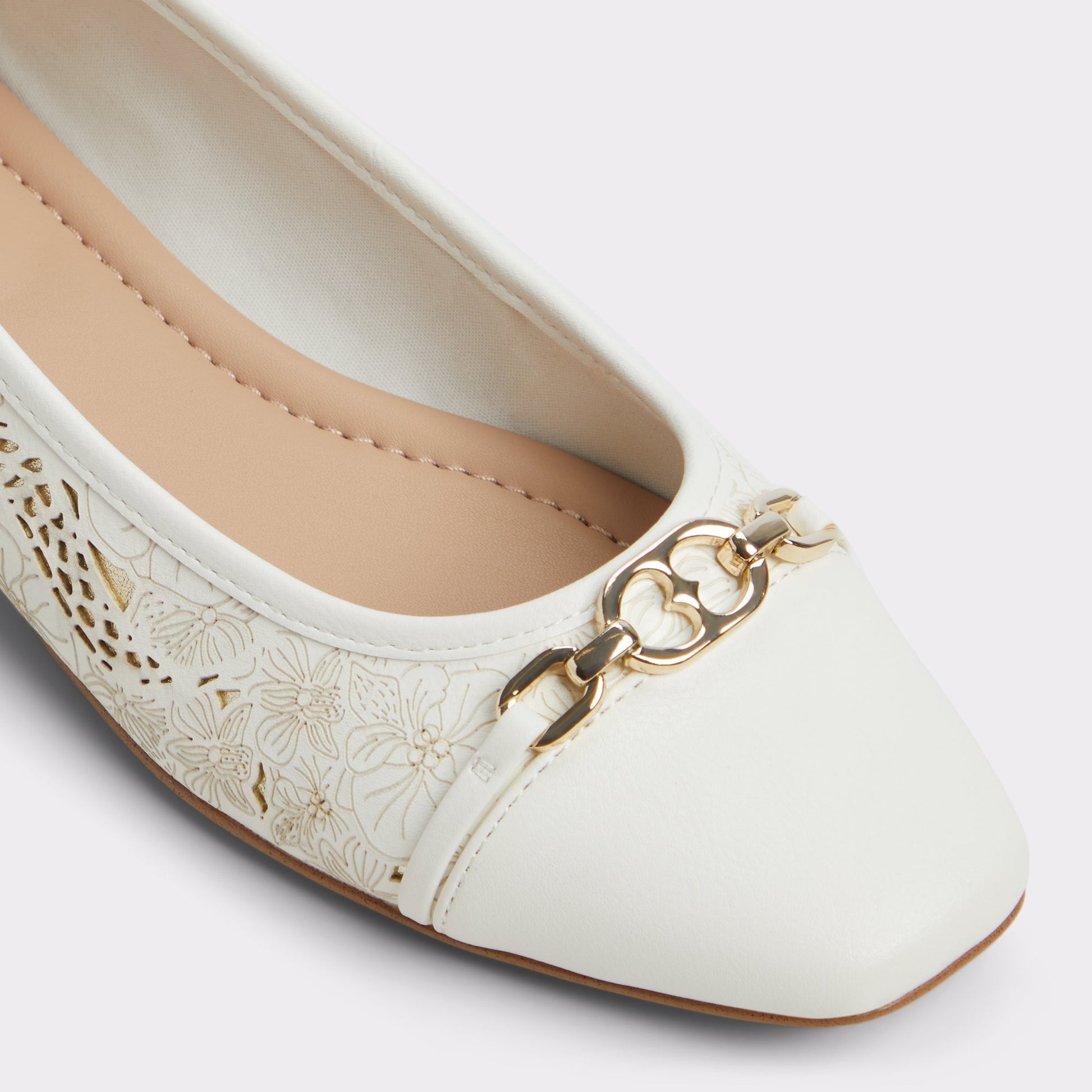 Close-up of the White/Multi Krishelle Ballerina
