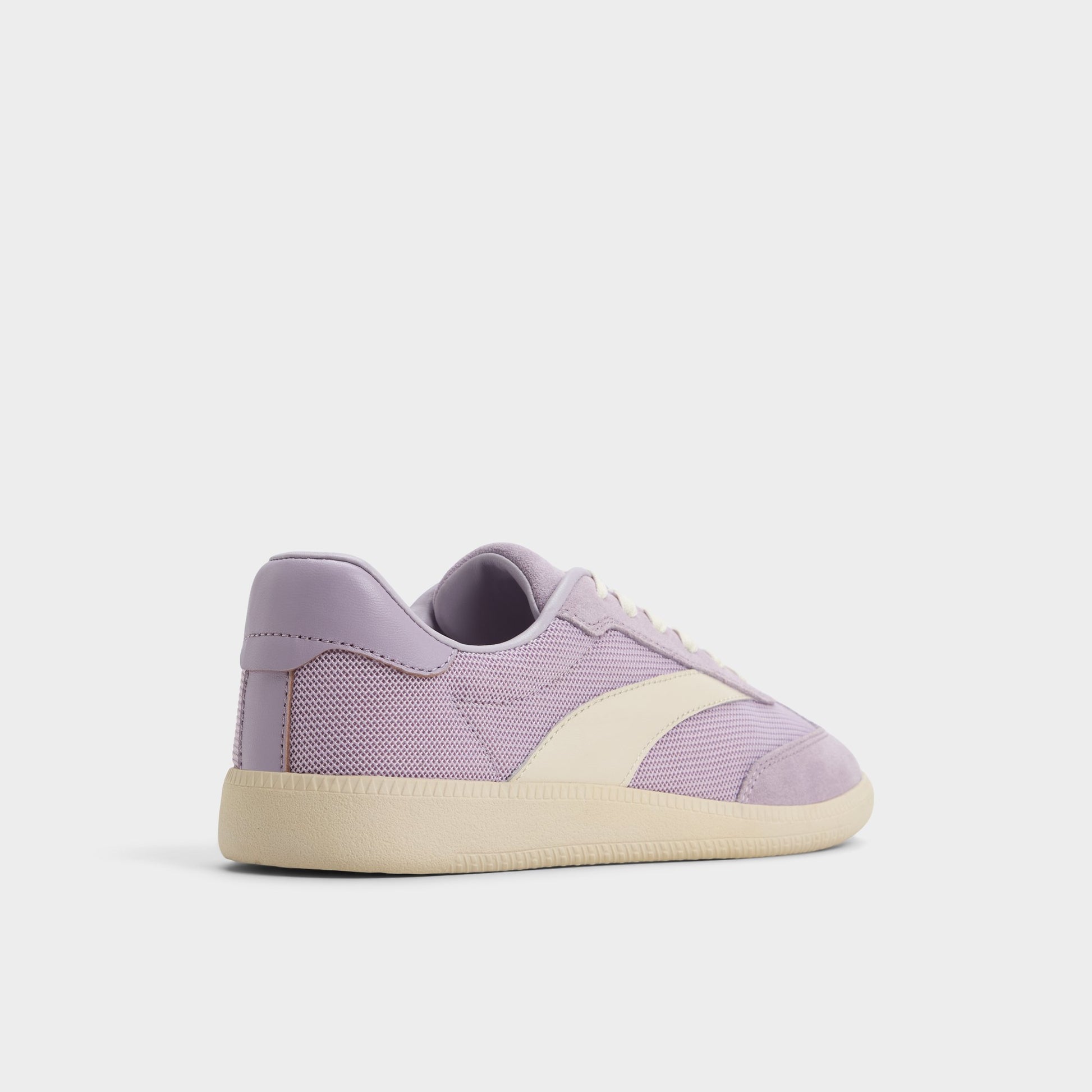 Three-quarter angle of Light Purple Clubstyle Jogger sneaker's back side