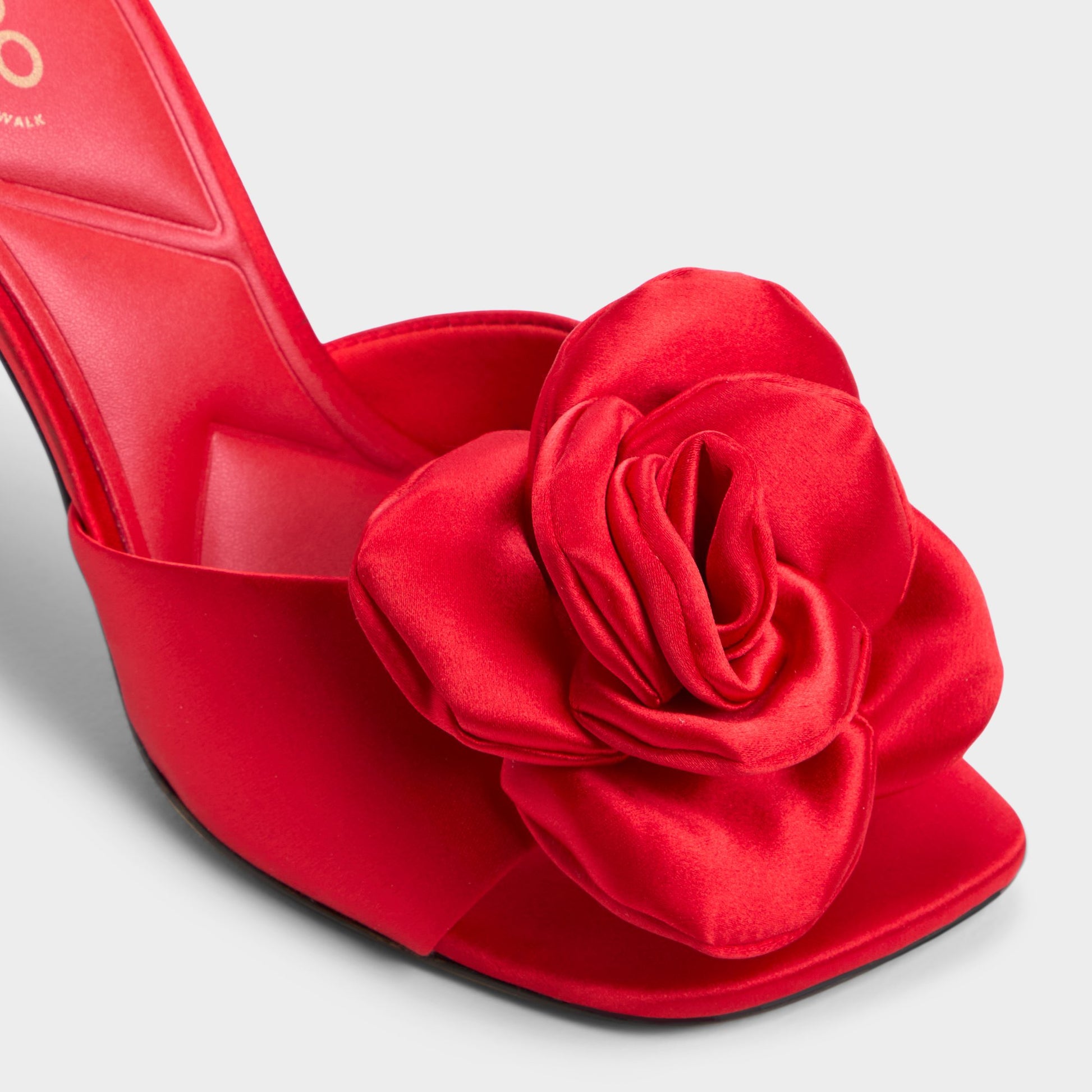 Close-up of the Red Redrose Heeled mule